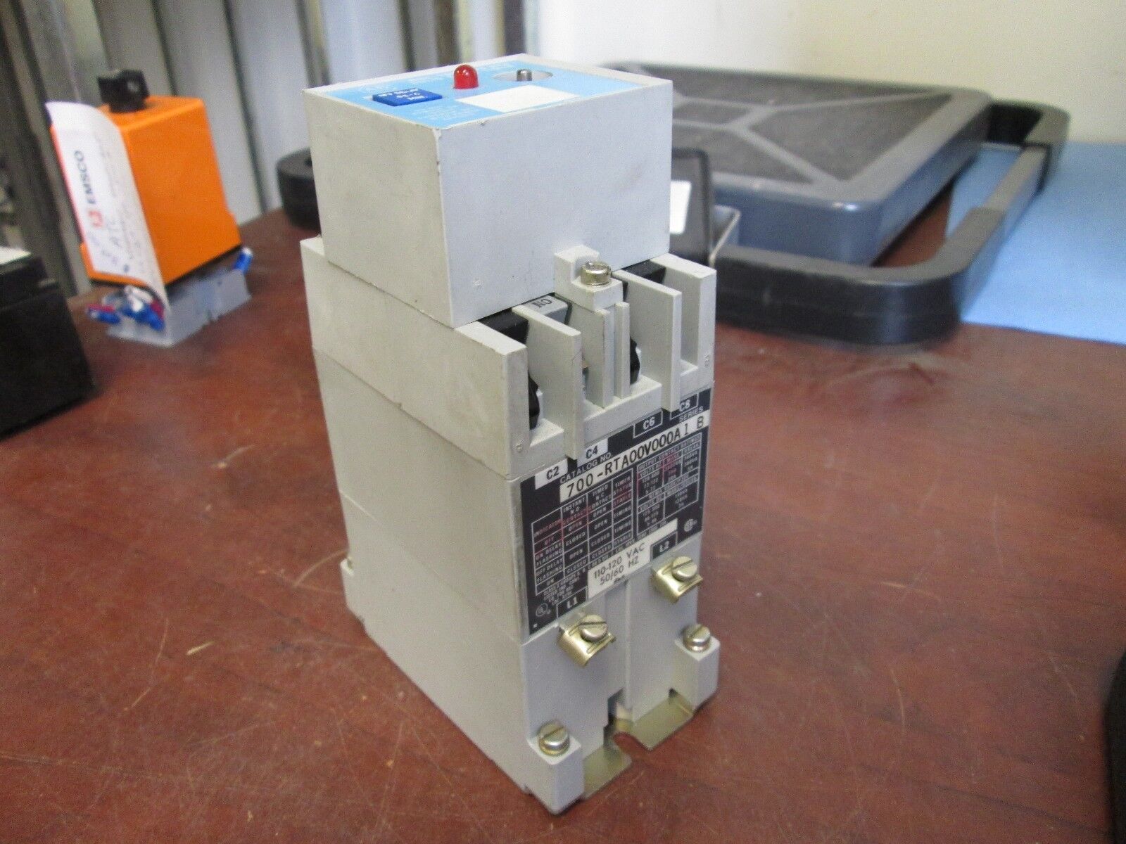 Allen-Bradley Solid State Relay 700-RTA00V000A1 120V Coil Used