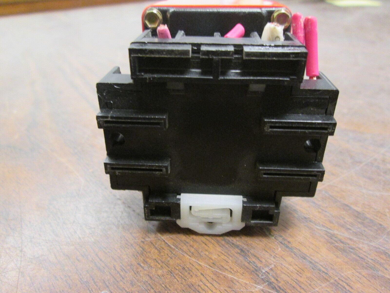 NCC Solid State Timer T2K-10-467 Range: 0.1-10 sec 24VAC 50/60Hz Used