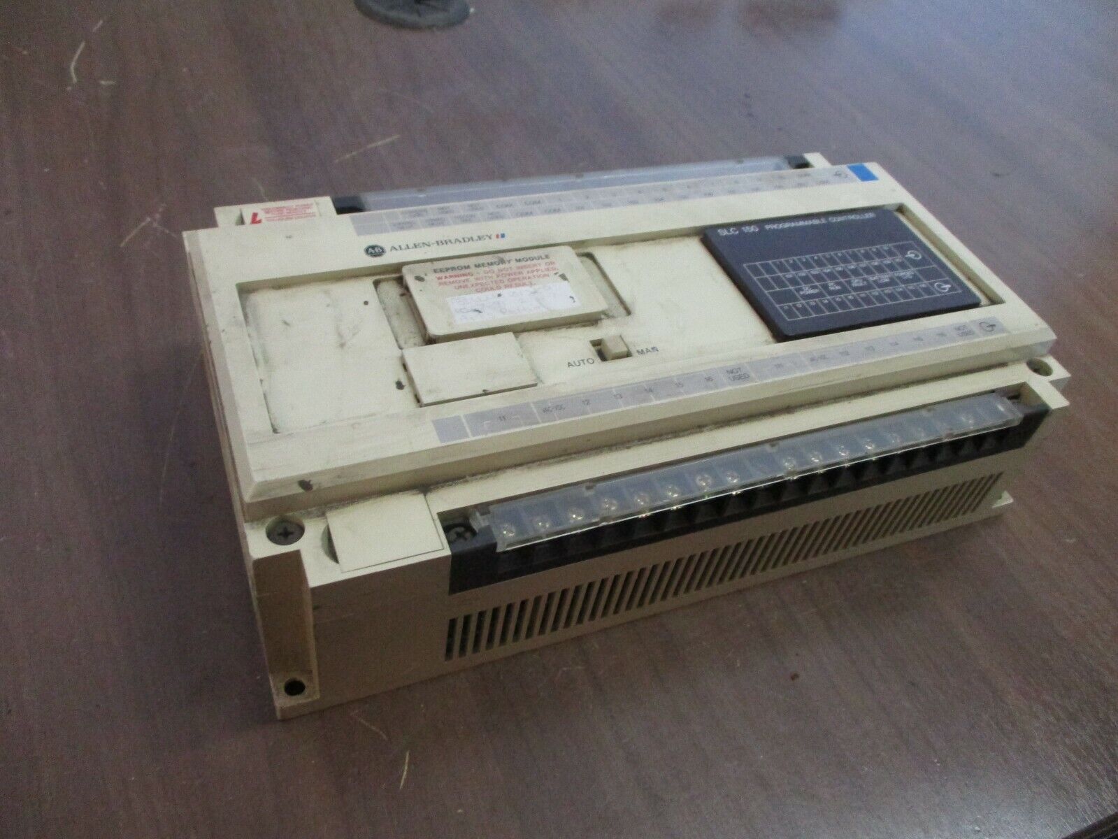 Allen-Bradley SLC 150 Processor Unit 1745-LP153 Ser. C FRN: 6 Used