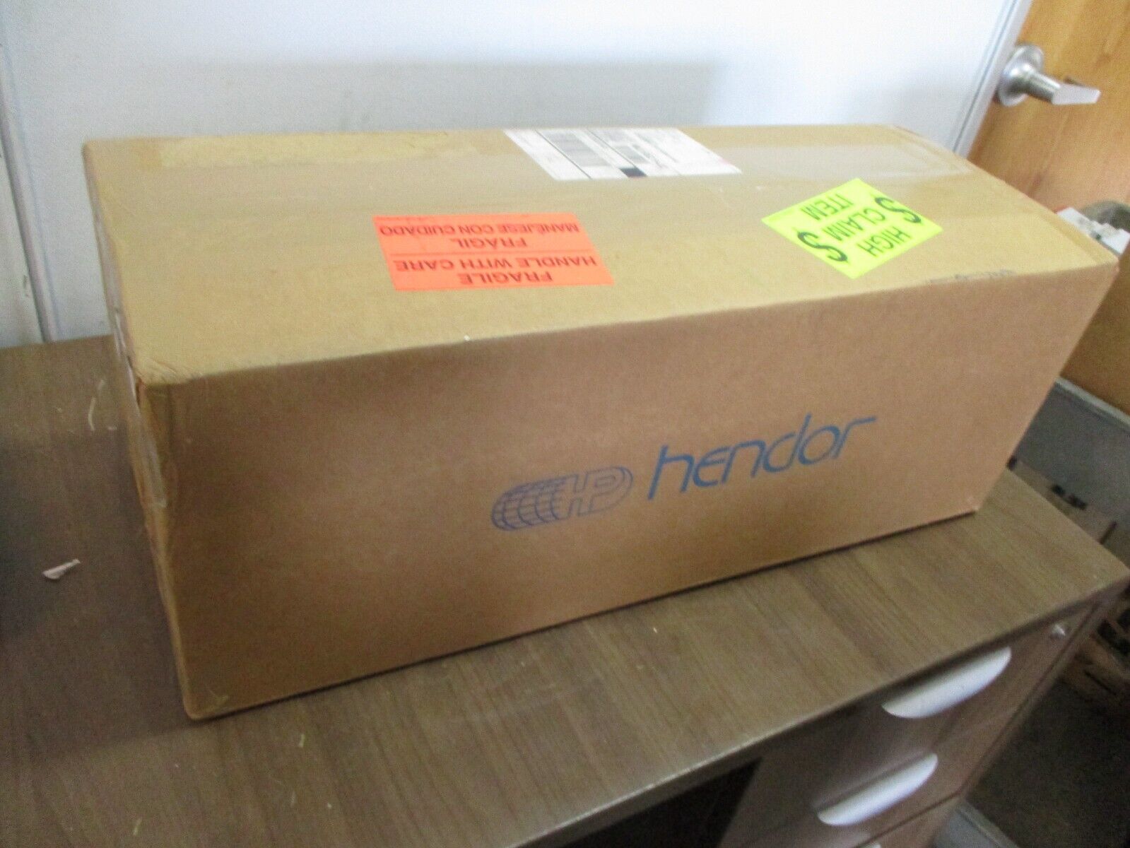 Hendor Vertical Pump D-95-PP 0.5HP 3400RPM 600-6000 L/H 6M Head Max New Surplus