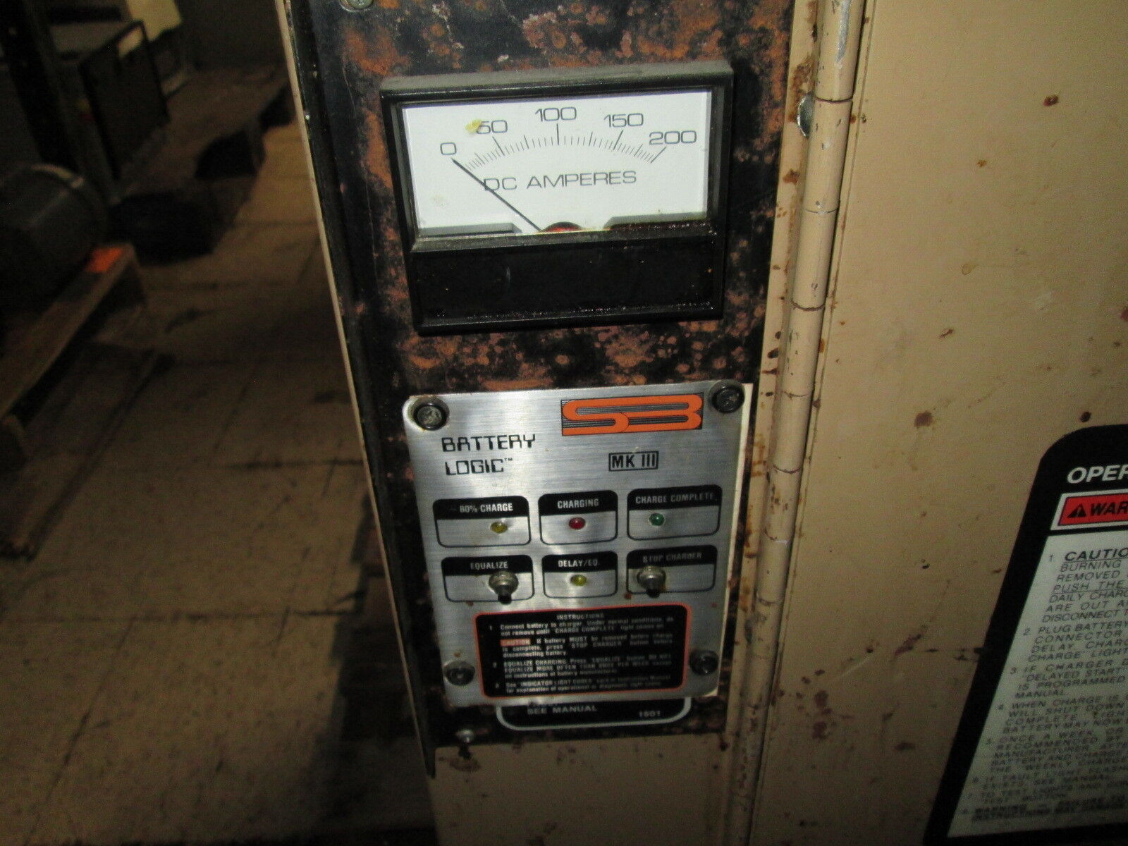 Hertner Auto 5000 Battery Charger 3TD18-775 Used