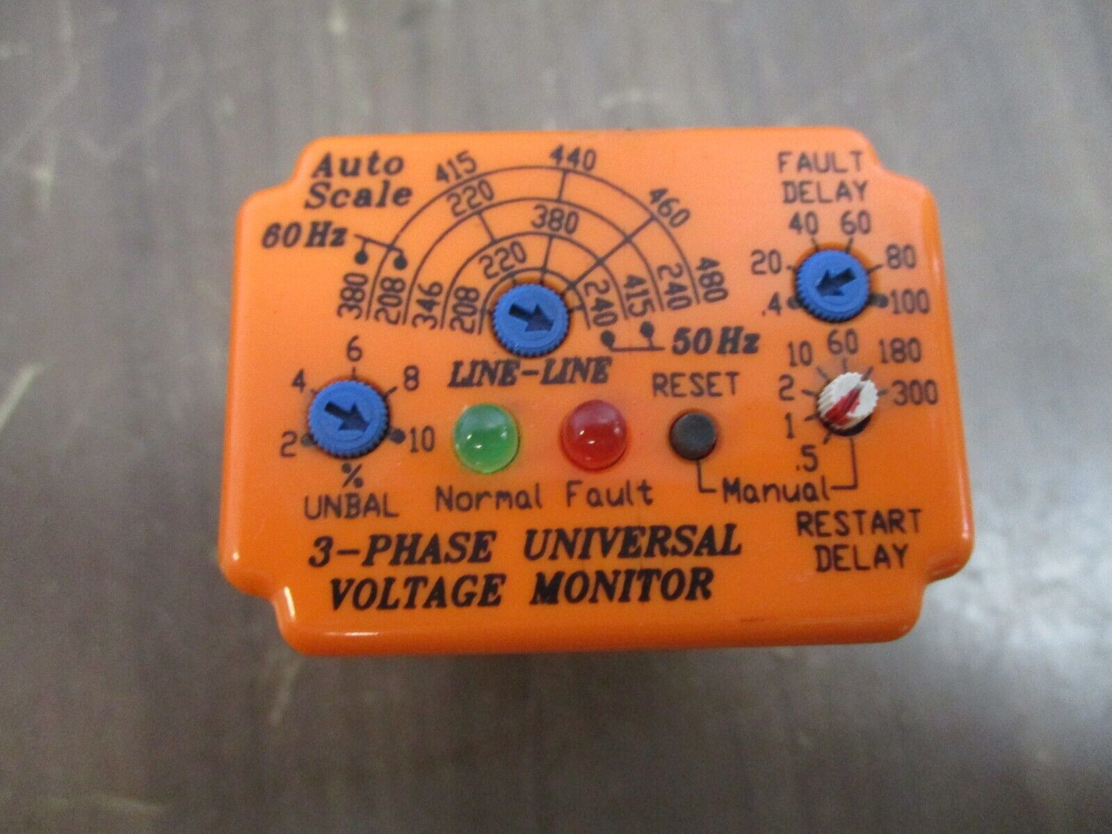 Diversified Electronics 3Ph Voltage Monitor SLU-0101 208-480V w/ Base Used