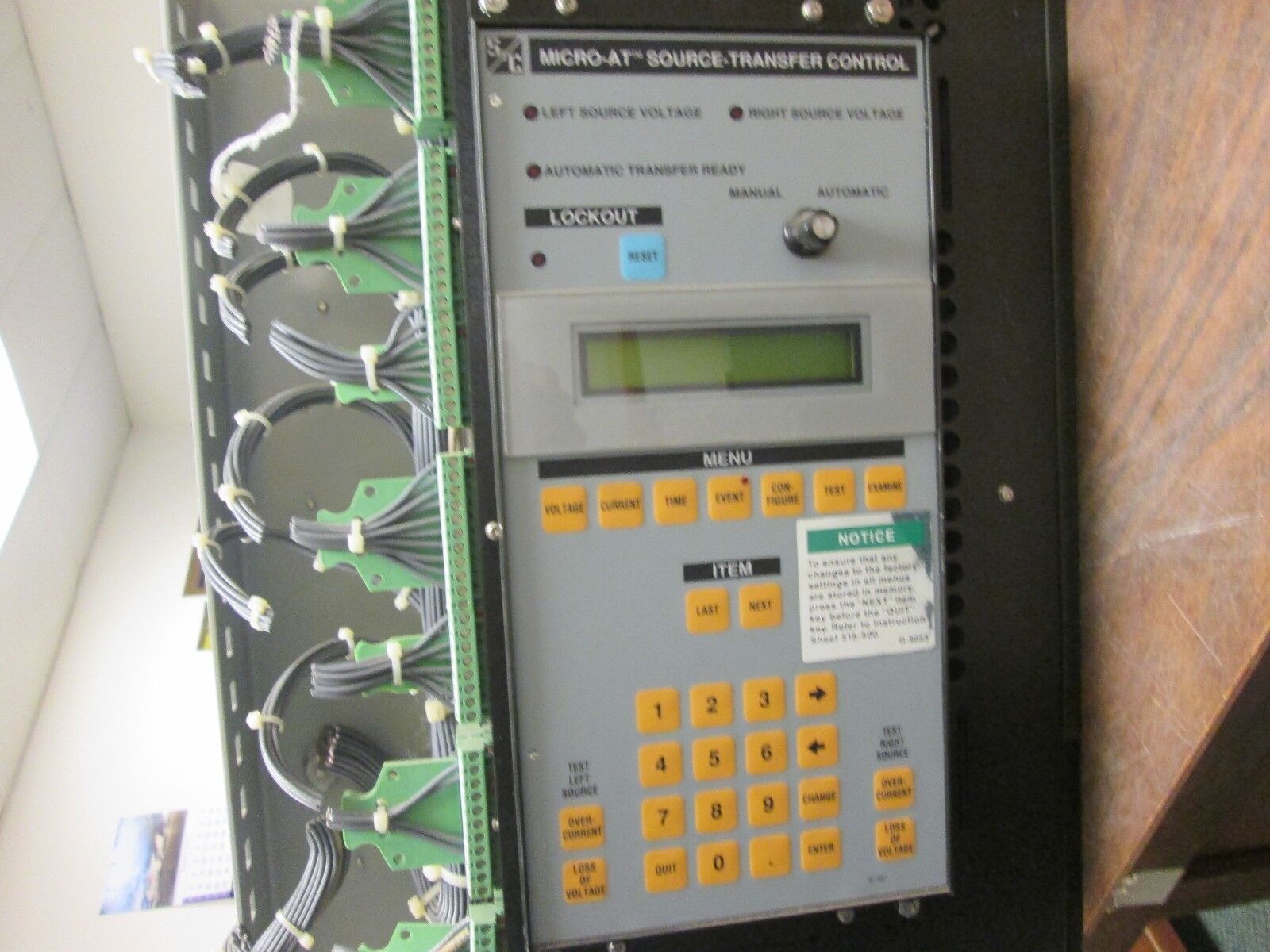 S&C  Micro-AT Source Transfer Control 3908-V1Y4Y8-S101 120V Used