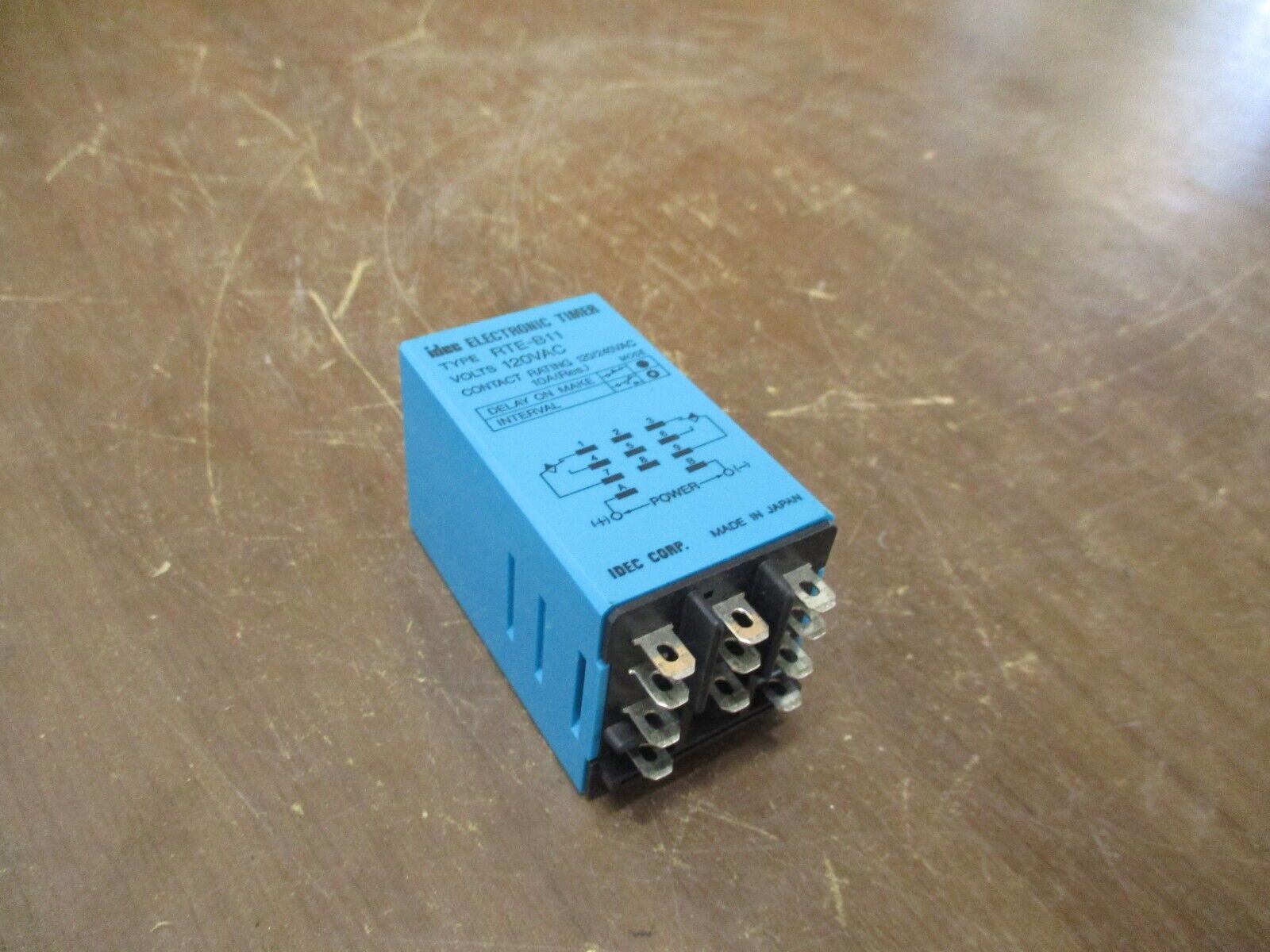 IDEC Electronic Timer RTE-B11 120V Used