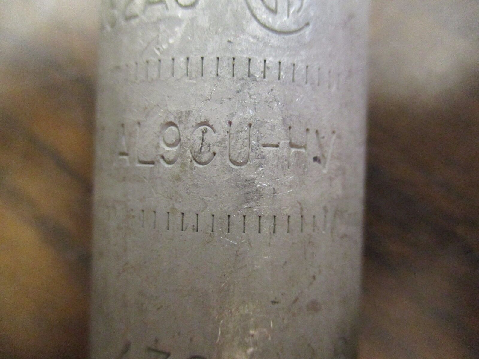Burndy Crimp Lug YA32A3 400MCM AL9CU-HV *Lot of 4* New Surplus