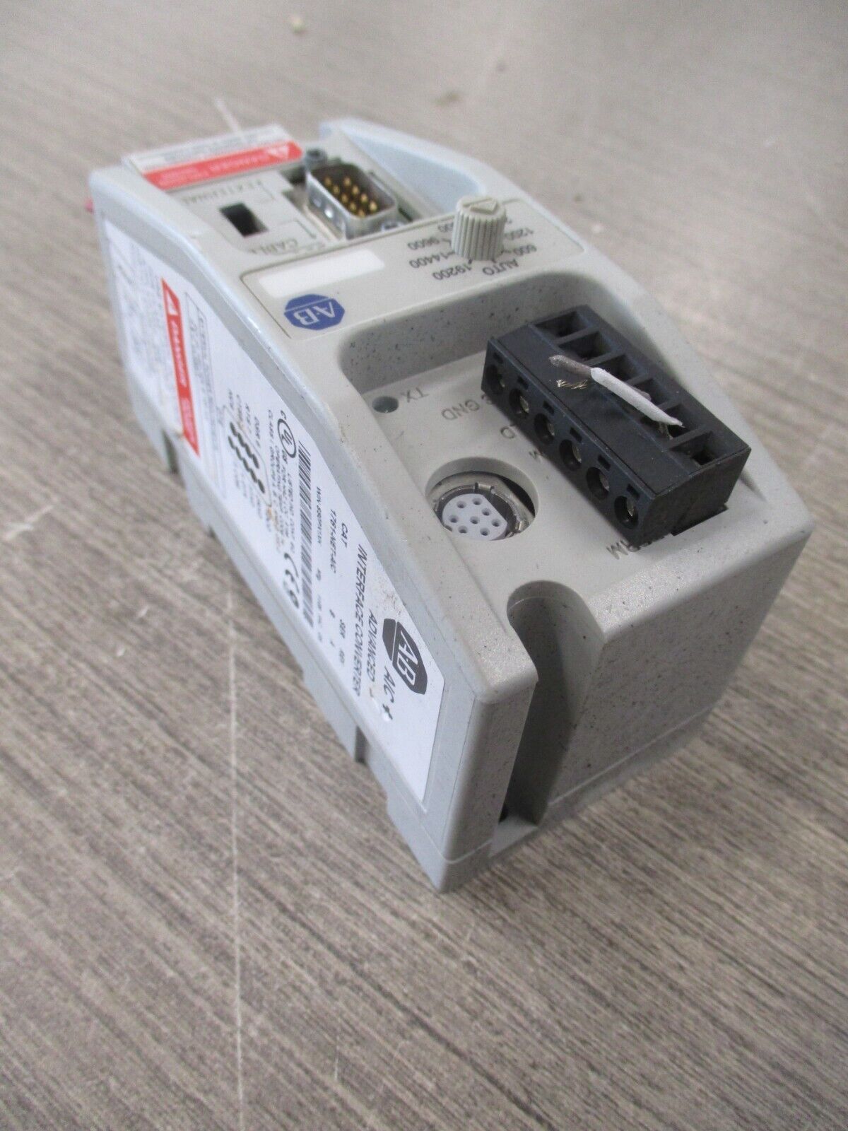 Allen-Bradley Advanced Interface Converter 1761-NET-AIC Ser. A Used