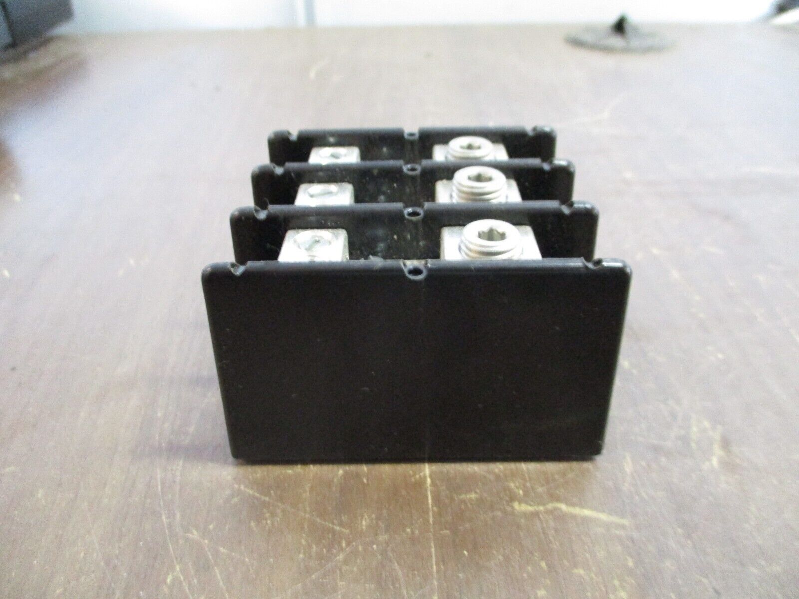 Buss Power Distribution Block 16220-3 175A 600V 3P Line: 2/0-14 Used