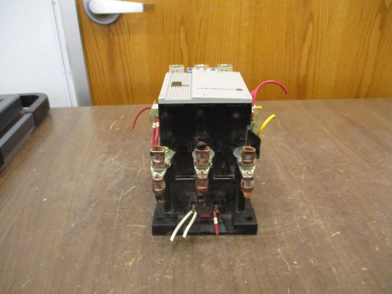 Allen-Bradley Starter 100-B110N*3 / 193-A5L4 120V Coil Trip: 66-110A 600V Used