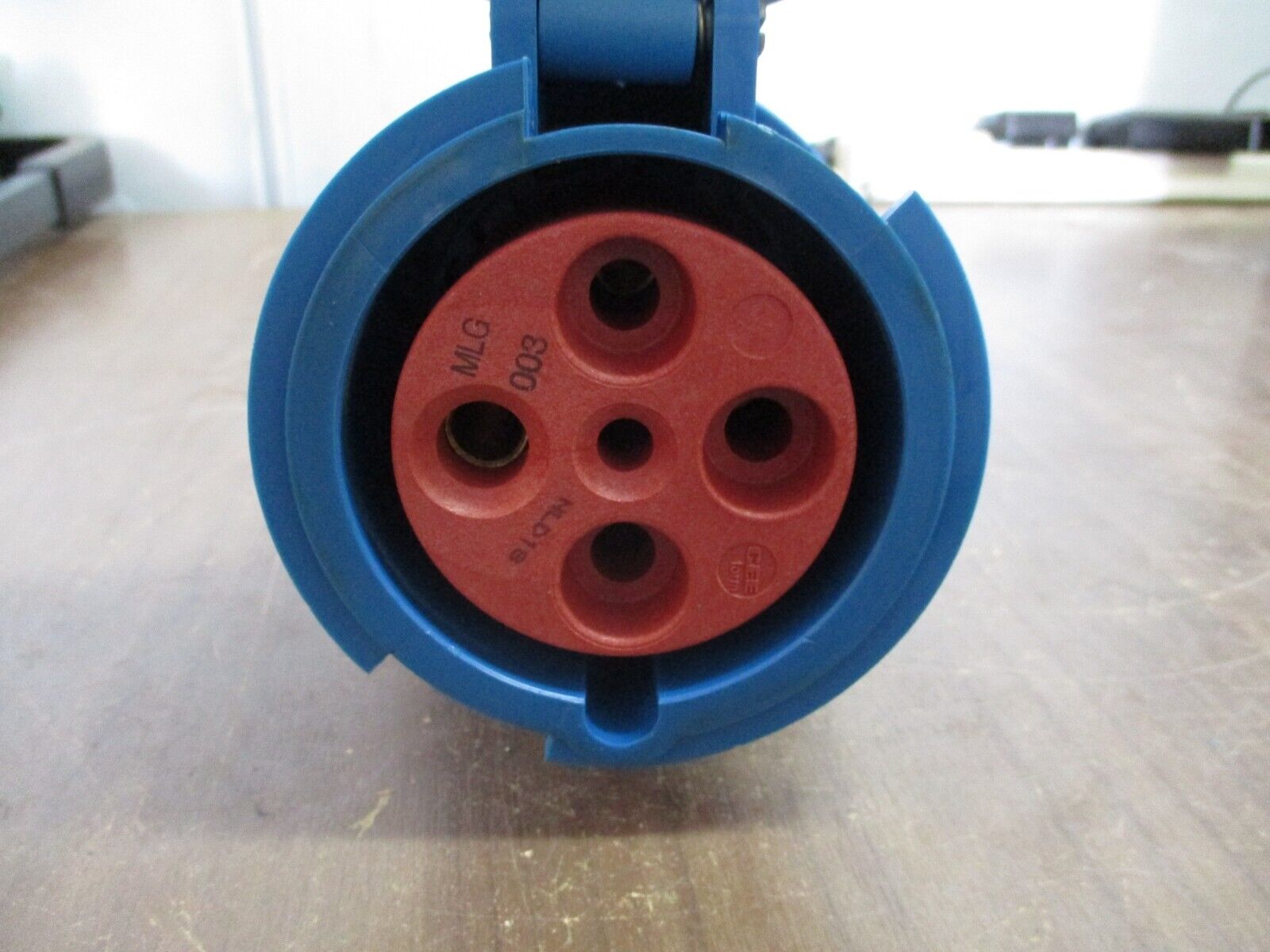 Mennekes Connector ME 460C9W 60A 250V 3P 4W. Used.