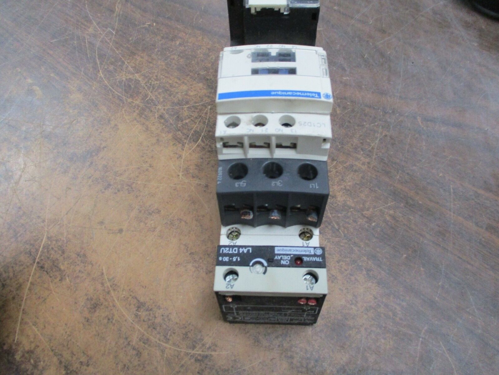 Telemecanique Starter w/ Time Delay Module LC1D25/LRD1522 120V Coil Trip: 17-25A