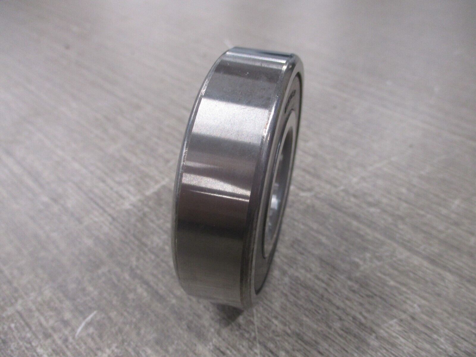 NSK Bearing 6306VVC3 New Surplus