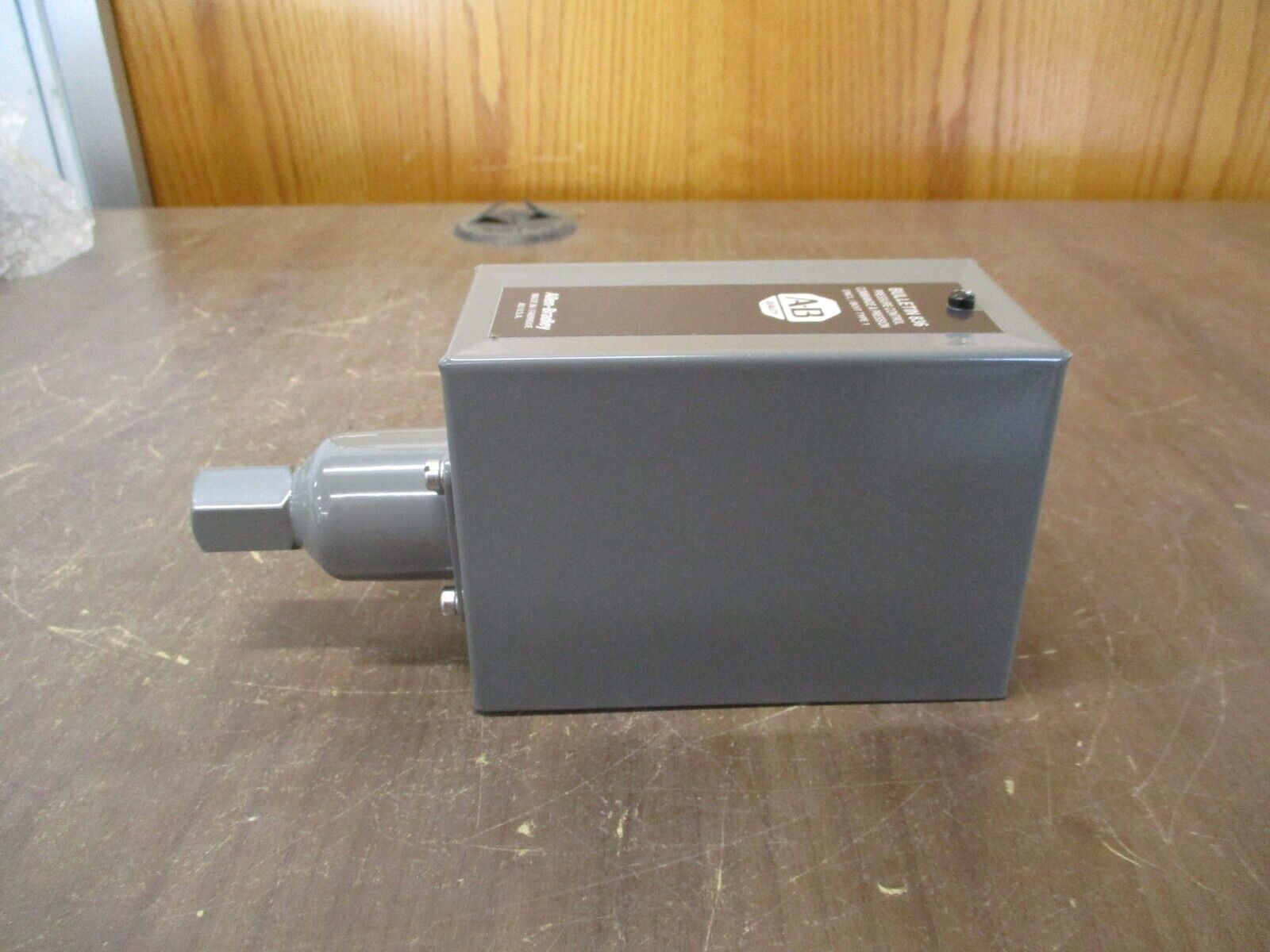Allen-Bradley Pressure Control 836-C6A Ser. A New Surplus