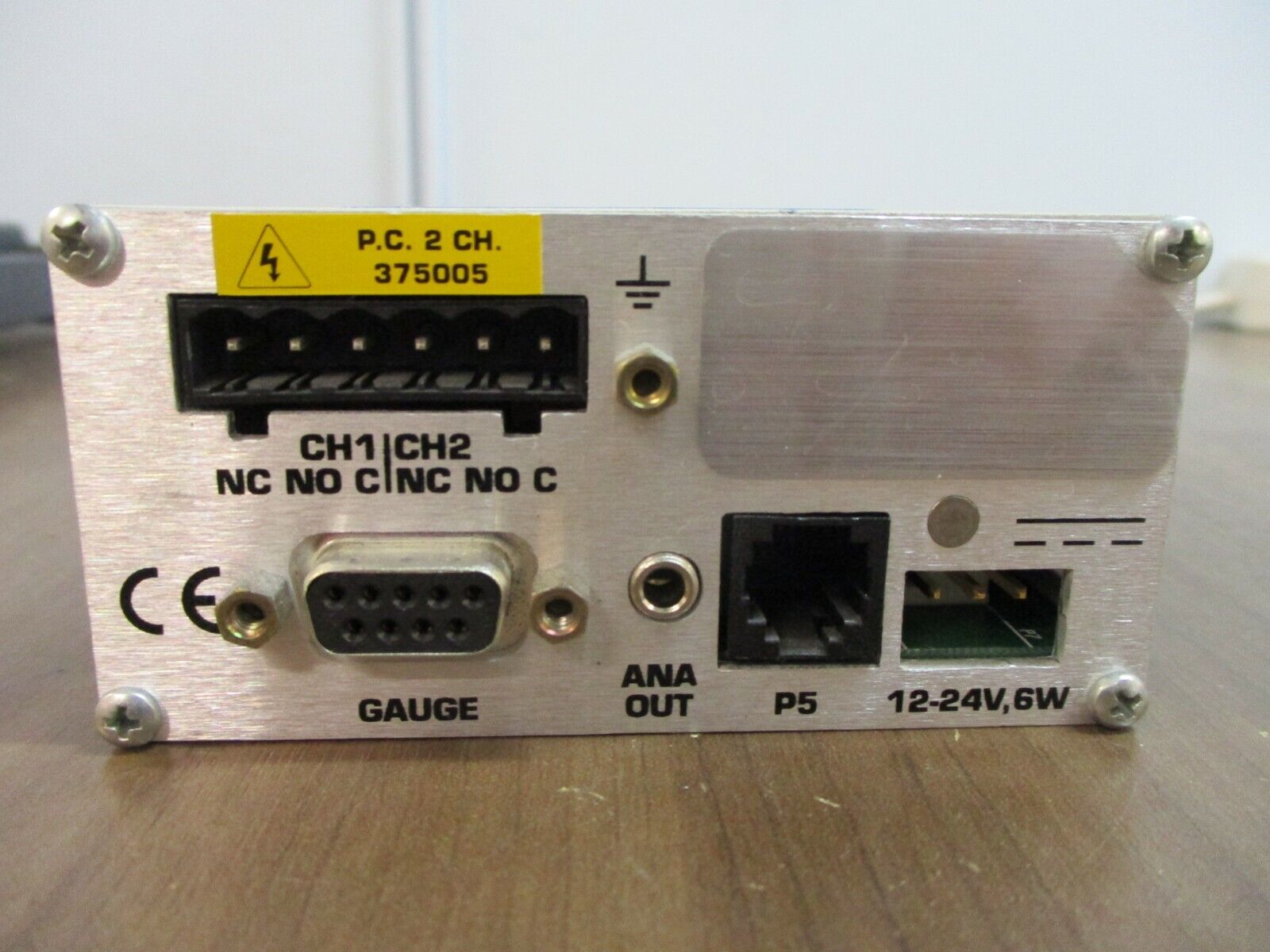 Granville-Phillips 375 Convectron Controller 375001-0A-T Rev. 0 Used