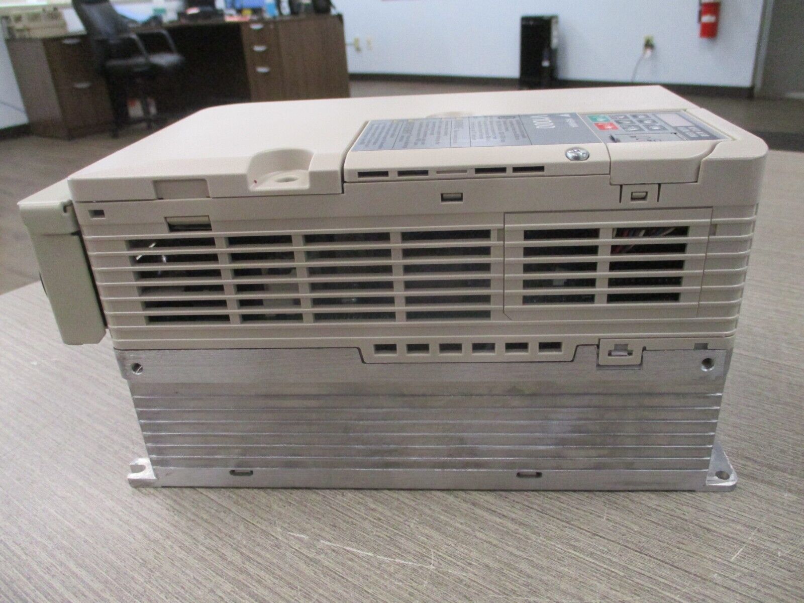 Yaskawa V1000 AC Drive CIMR-VU4A0023FAA Rev. D 10HP 380-480V New Surplus