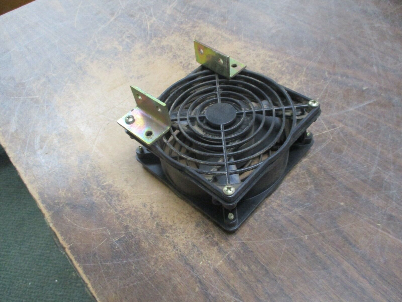 Comair Rotron Model MX2B3X Muffin XL Fan 039610 115V 0.20/0.18A 50/60Hz Used