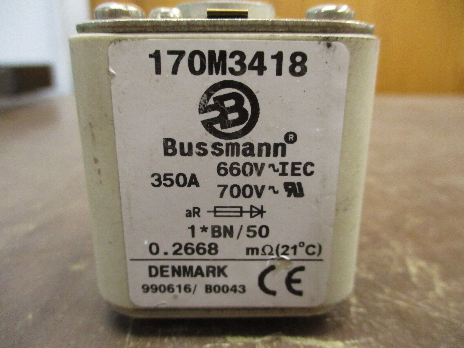 Bussmann Fuse 170M3418 350A 700V Used