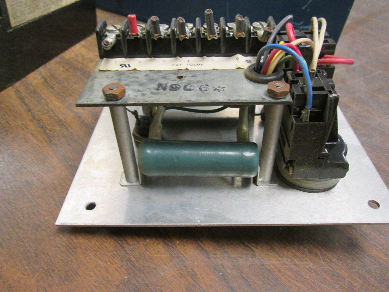 GE Ground Break System TGS0808/TGSR12/TGSMP *Chipped Relay Insulators* Used