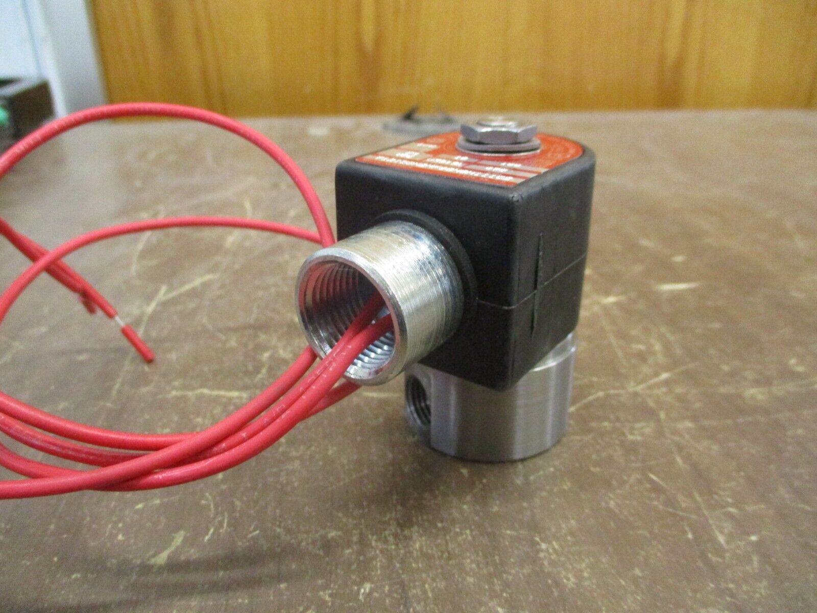 Parker Solenoid Valve 71215SN2MF00N0H111C2 24VDC 10W 100PSI *No Box* New Surplus