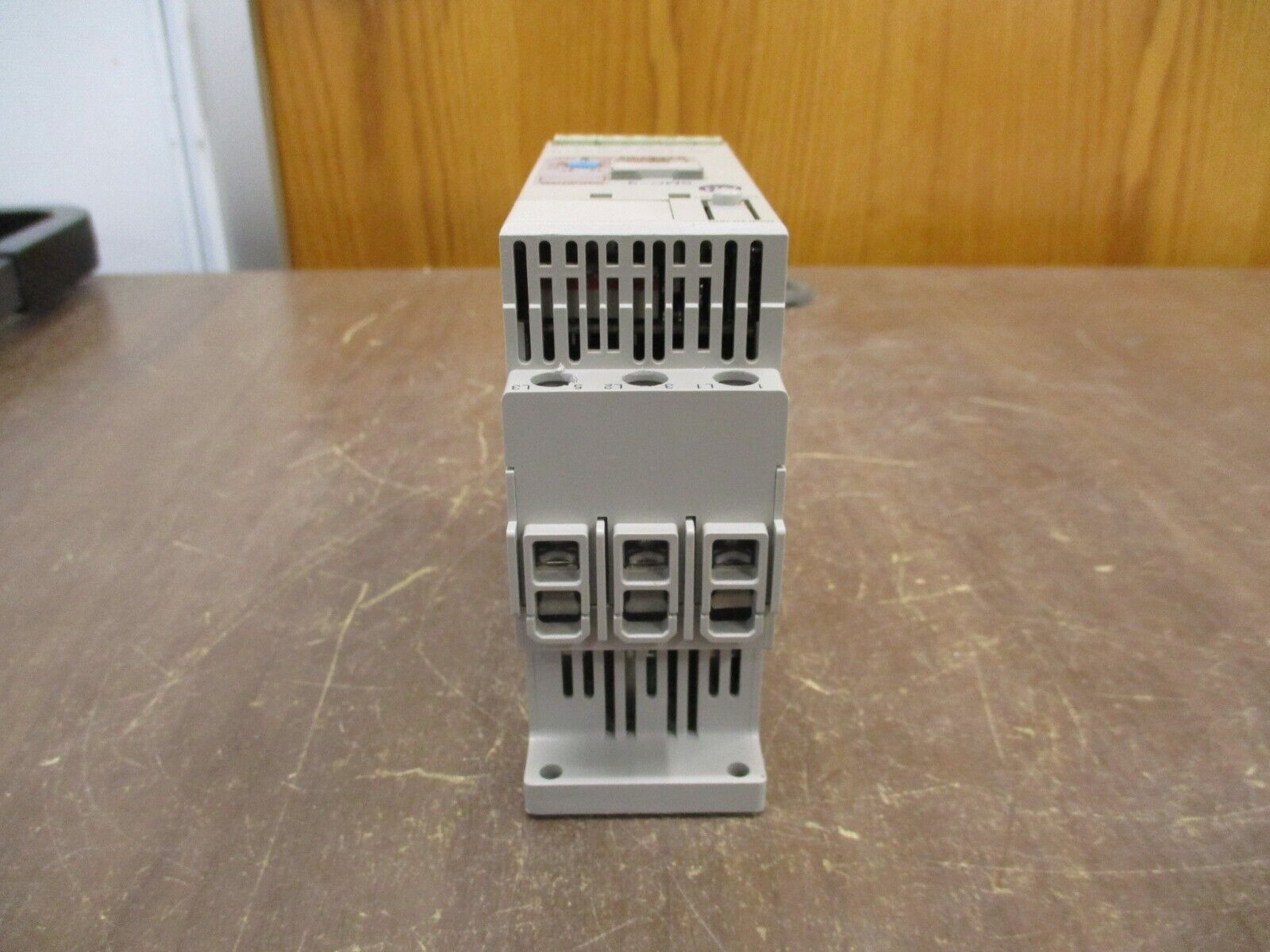 Allen-Bradley SMC-3 Soft Start 150-C9NBD Ser. B FRN 2.09 Used
