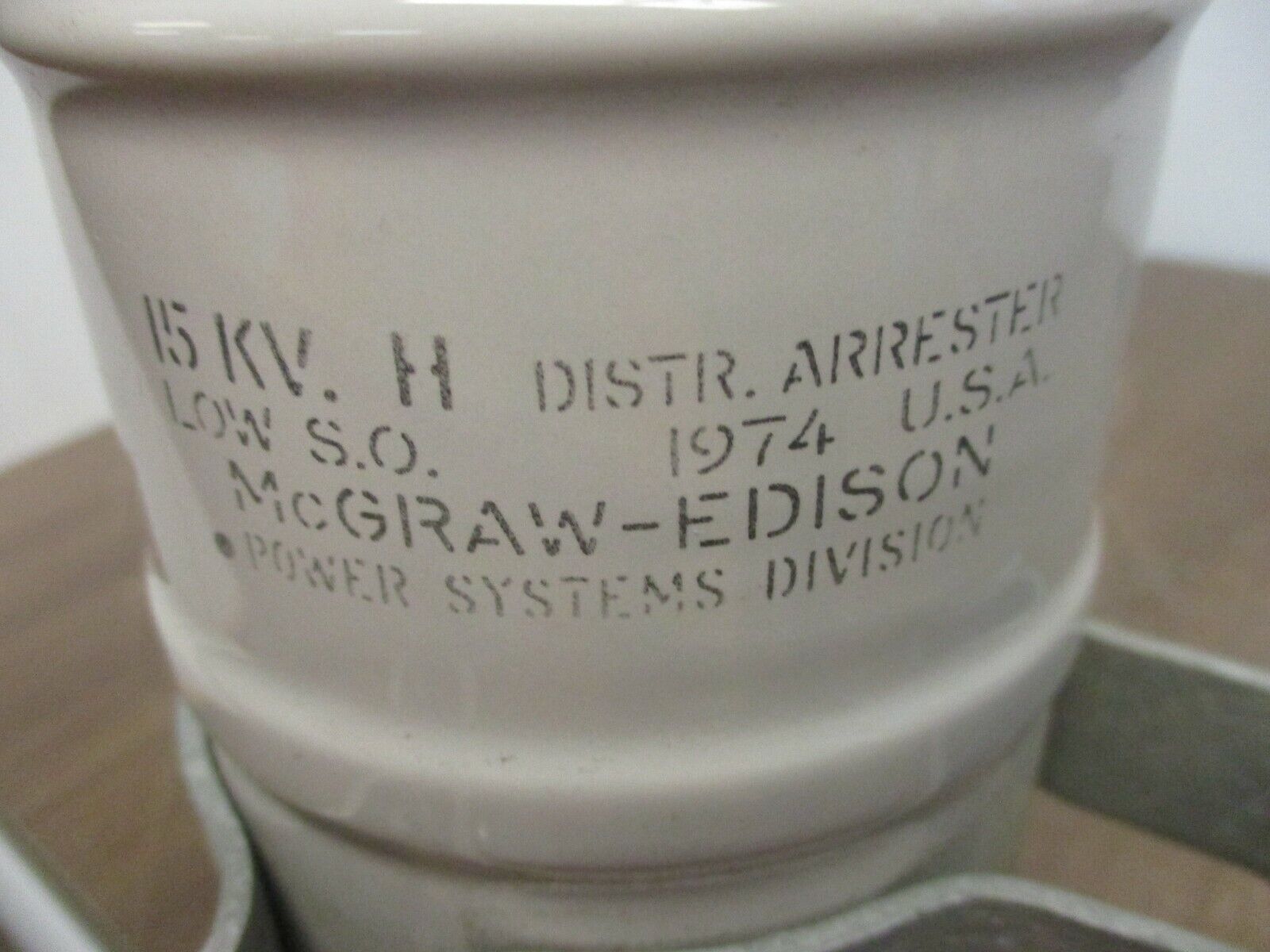 McGraw-Edison Distribution Arrester 15kV Low S.O. Used