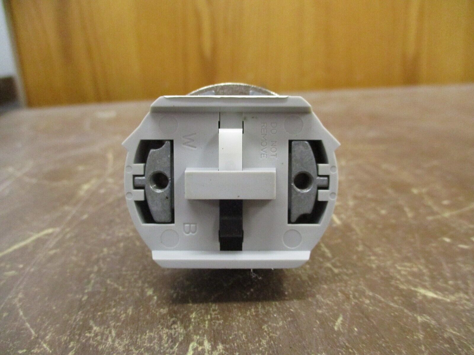 Allen-Bradley Cylinder Lock Switch 800T-N61KF4 Ser. U Nema 4, 13 *No Key* Used