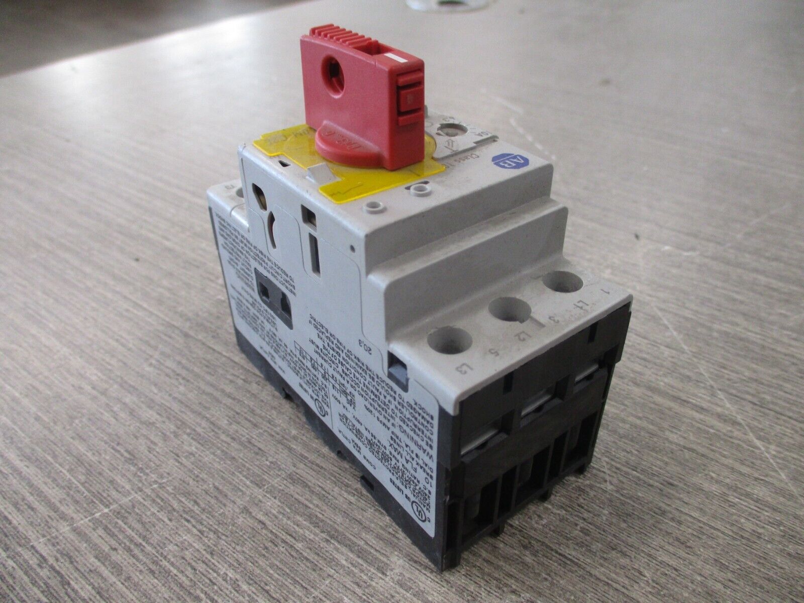 Allen-Bradley Manual Motor Protector 140M-D8N-C10 Trip : 6.3-10A Used