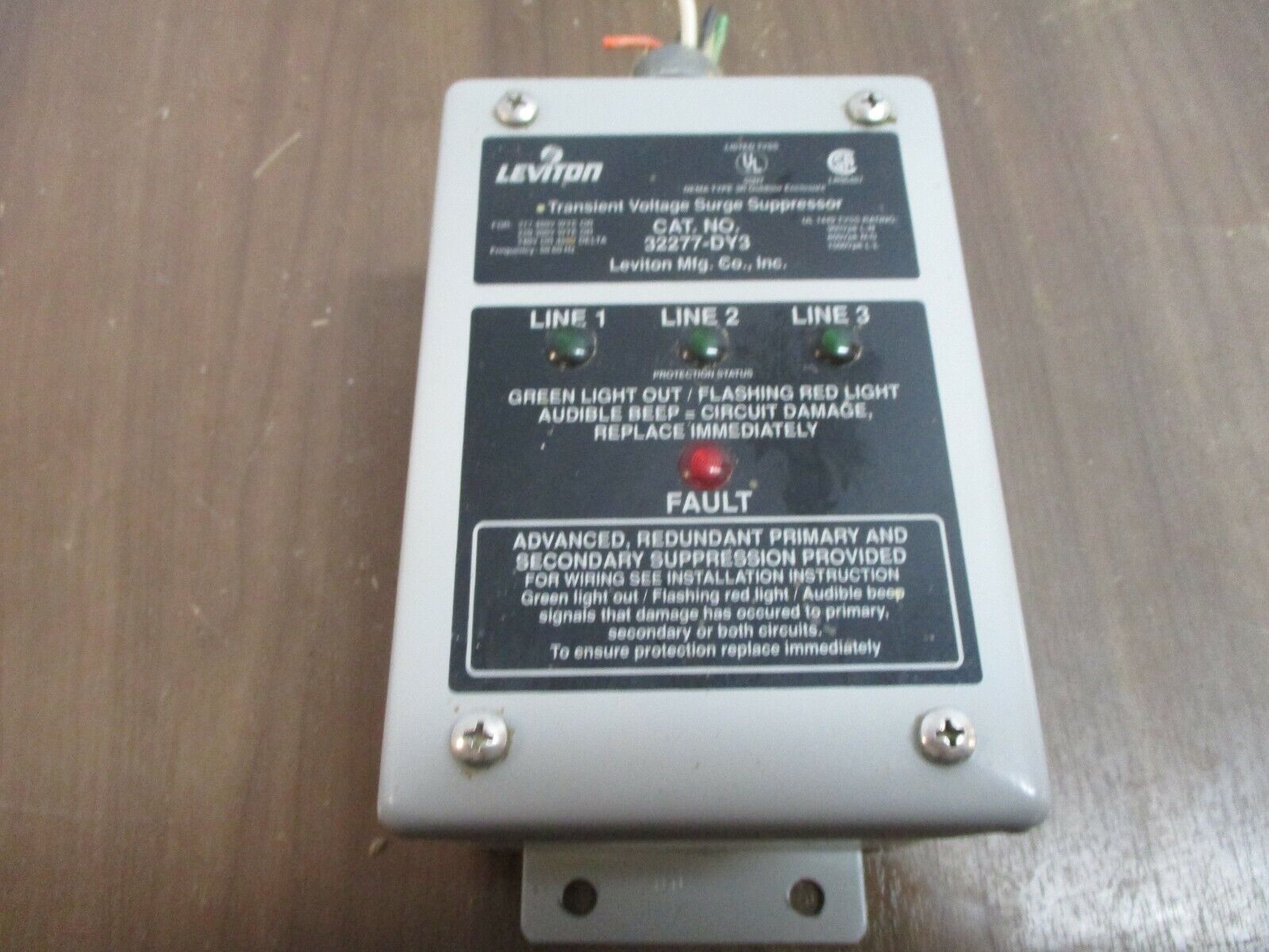 Leviton 3R Surge Protector 32277-DY3 277/480VY 240/480V 50/60Hz, Used