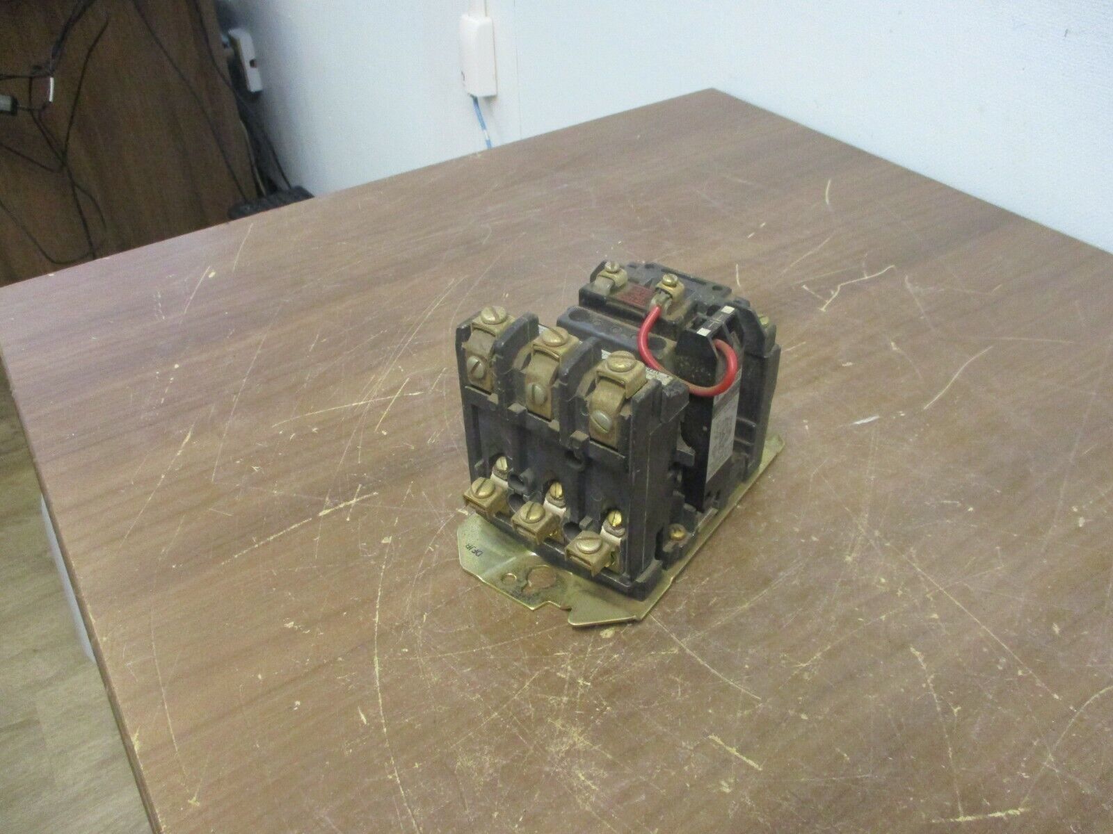 Allen-Bradley Size 0 Contactor 500-AOD930 Ser. A 115-120V Coil Used