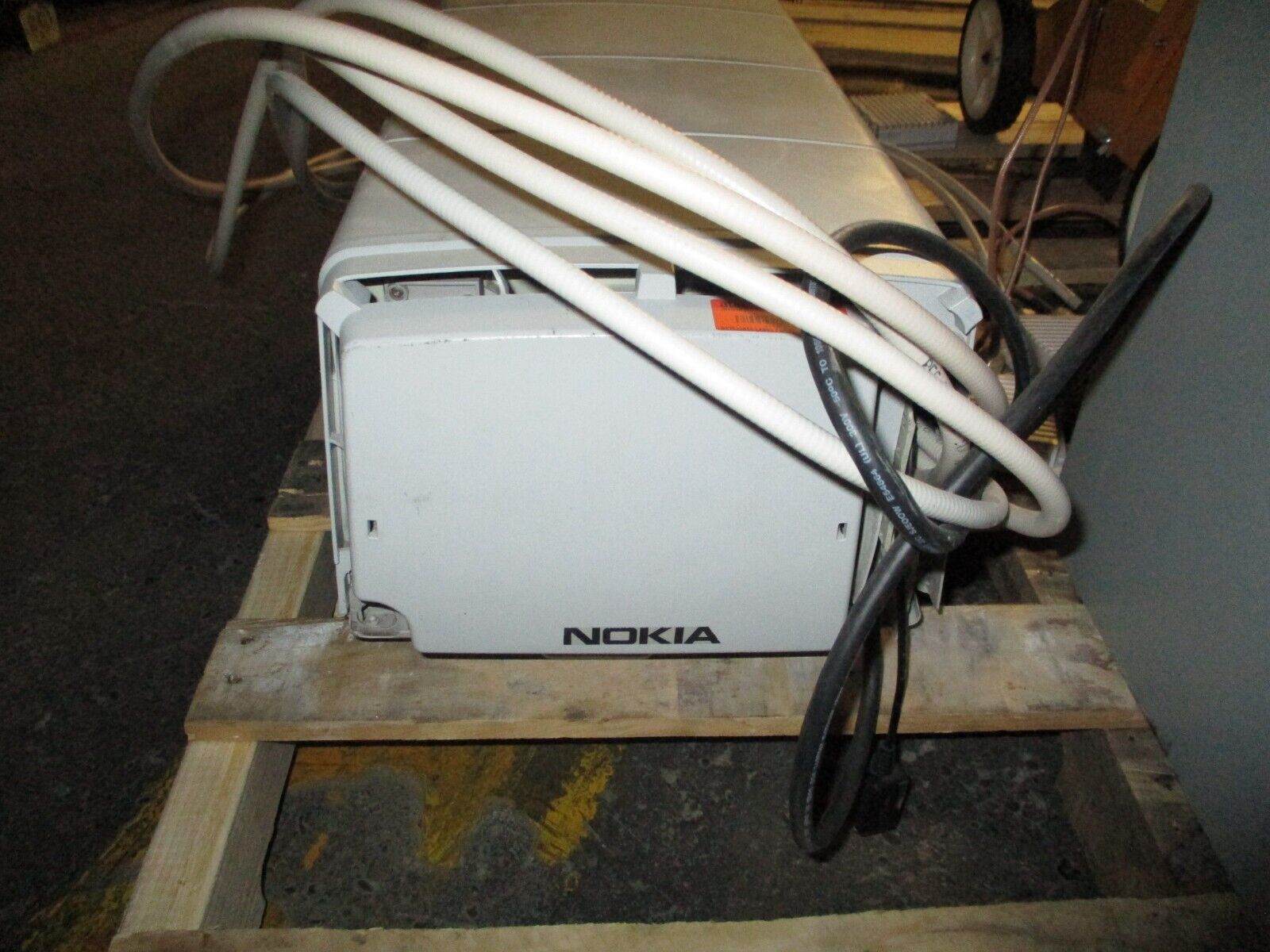 Nokia Edge Metrosite Assembly BTS w/ (4) CVSB Modules Used