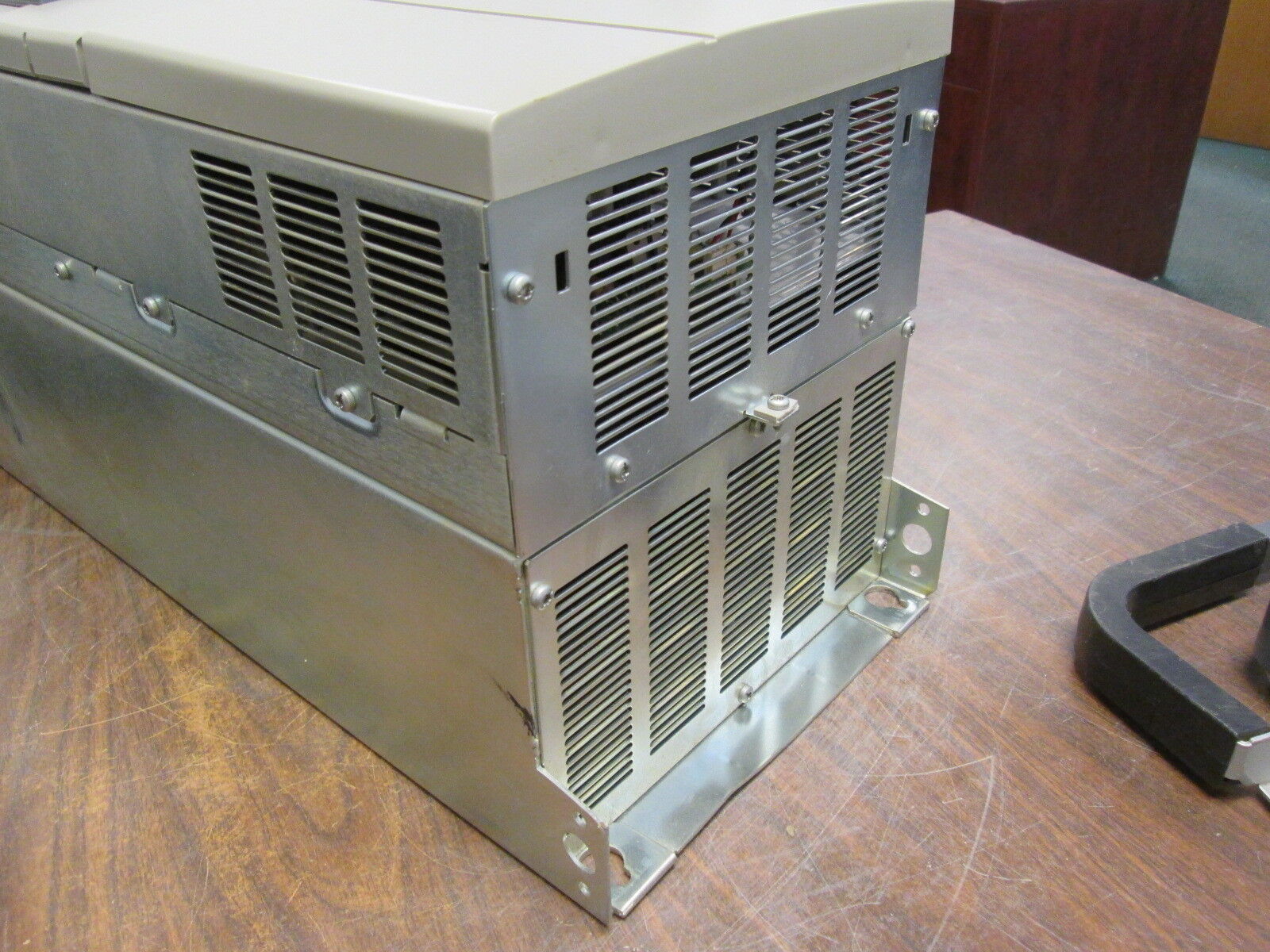 Square D Altivar 58 TRX AC Drive ATV58HD33N4XZ 30HP 3Ph Used