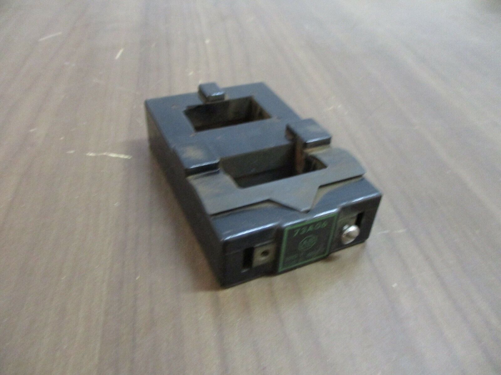 Allen-Bradley Magnetic Coil 73A06 208/220V 60Hz *Missing Terminal Screw* Used