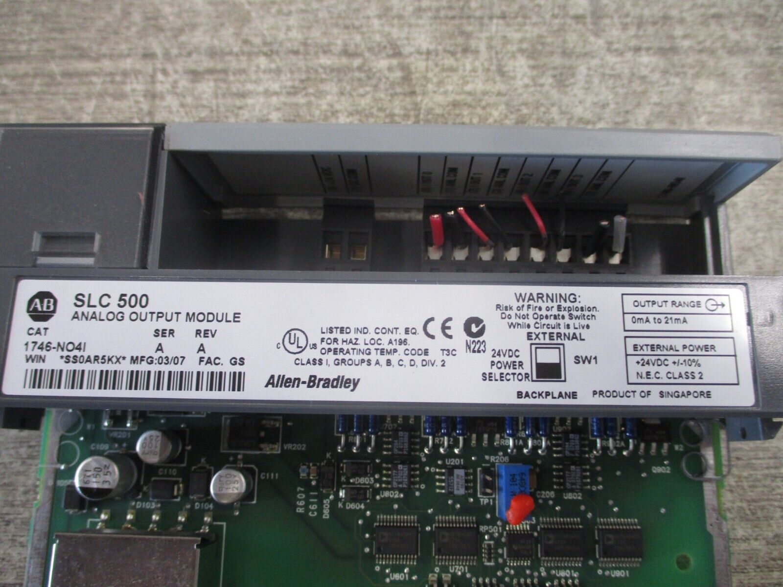 Allen-Bradley SLC500 Analog Output Module 1746-NO4I Ser. A Rev. A Used
