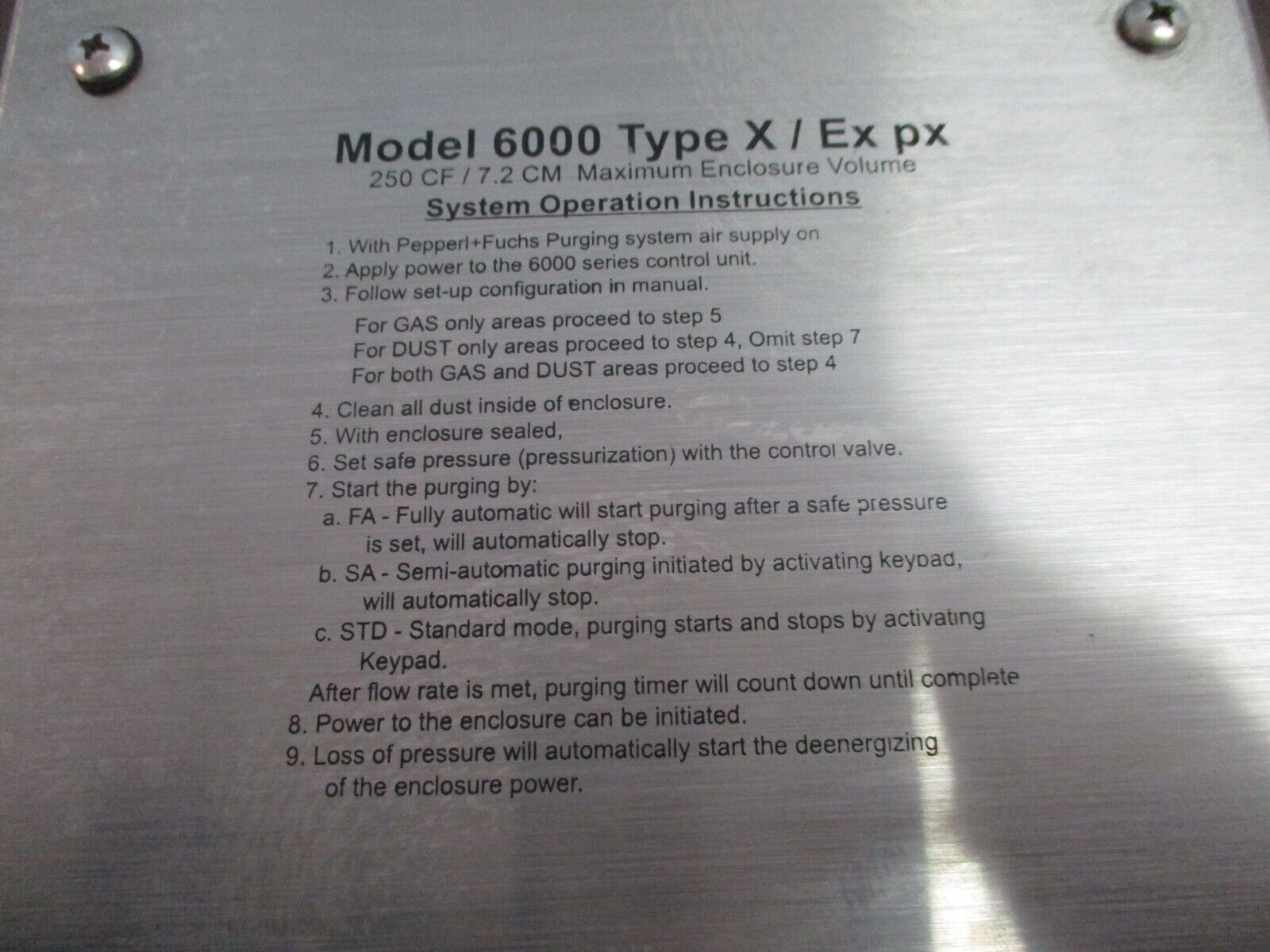 PepperL + Fuchs Purging System Control Unit Model 6000 Type X / Ex px Used