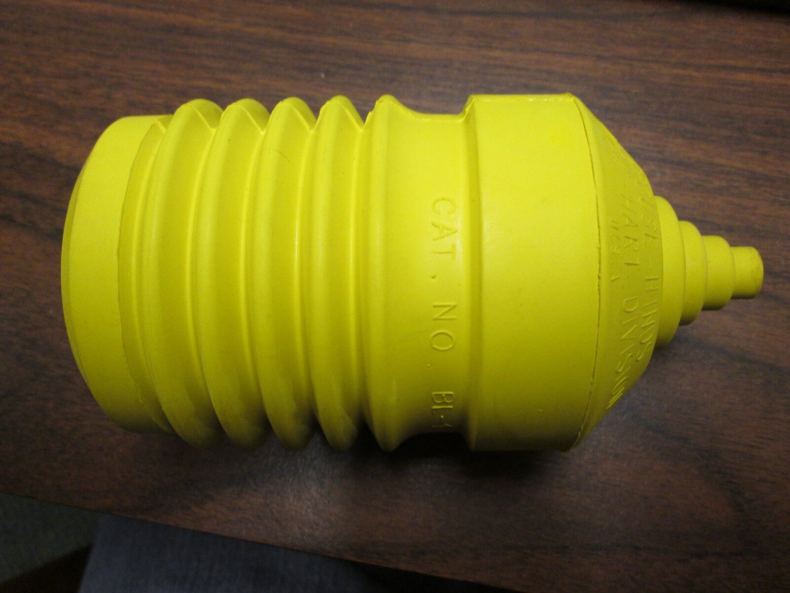 Cooper / Crouse Hinds Weather-Protective Plug Boot AHBL1 Yellow Neoprene
