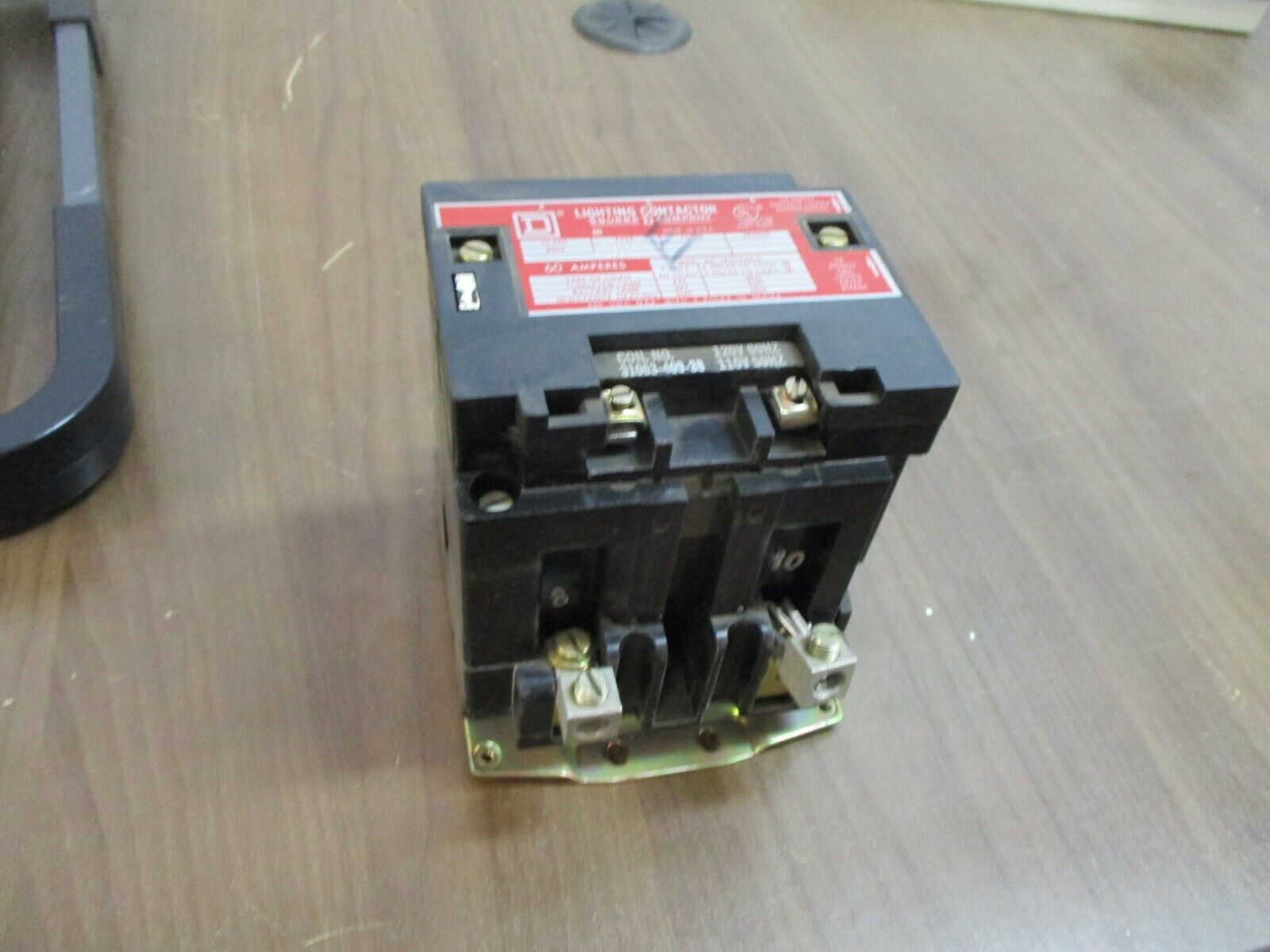 Square D Lighting Contactor 8903 SP01 120V Coil 60A 600V Used