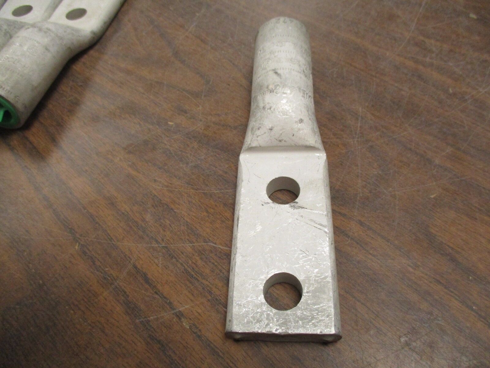Burndy Crimp Lug YA32A3 400MCM AL9CU-HV *Lot of 4* New Surplus