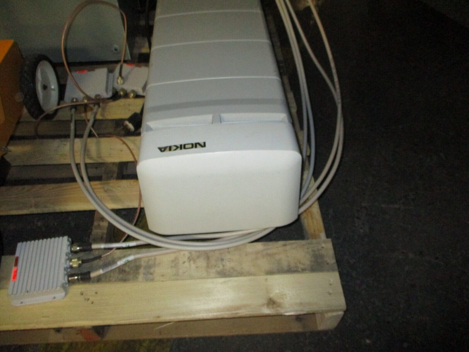 Nokia Edge Metrosite Assembly BTS w/ (4) CVSB Modules Used