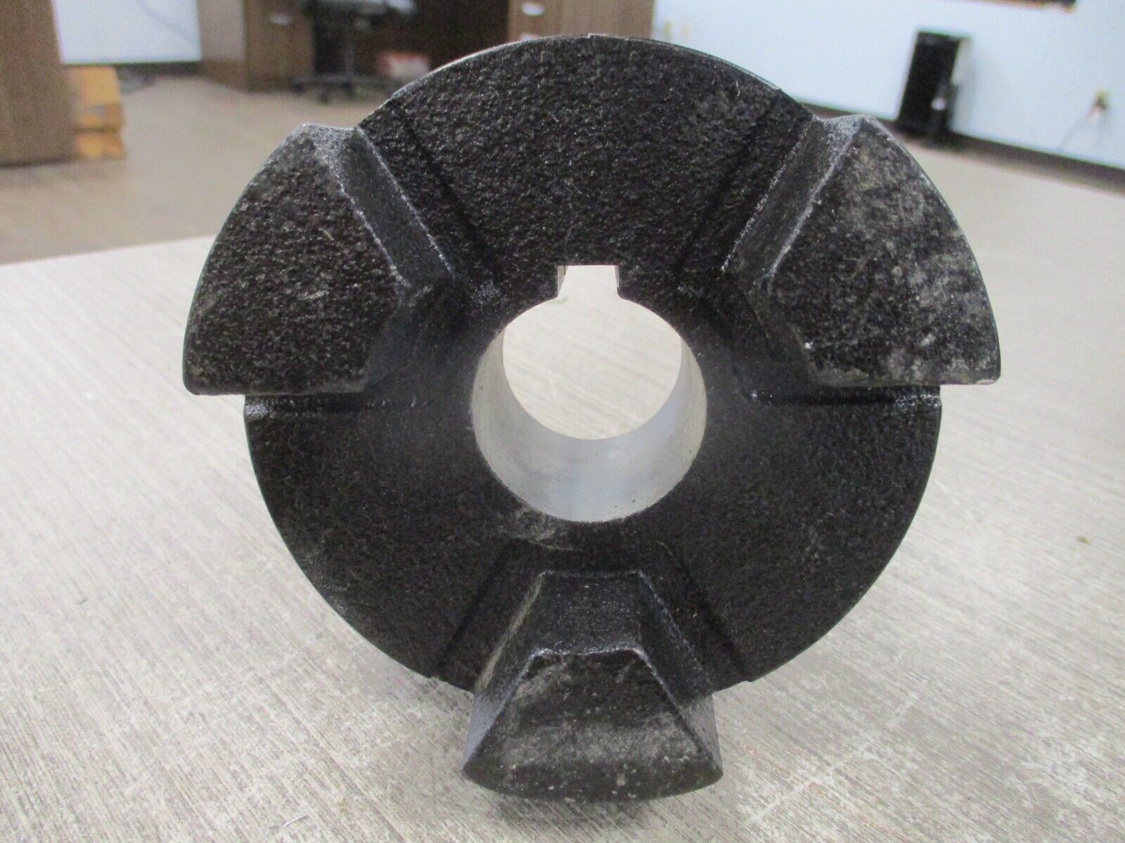 TB Wood's L-Jaw Hub L190 1 1/2 Used