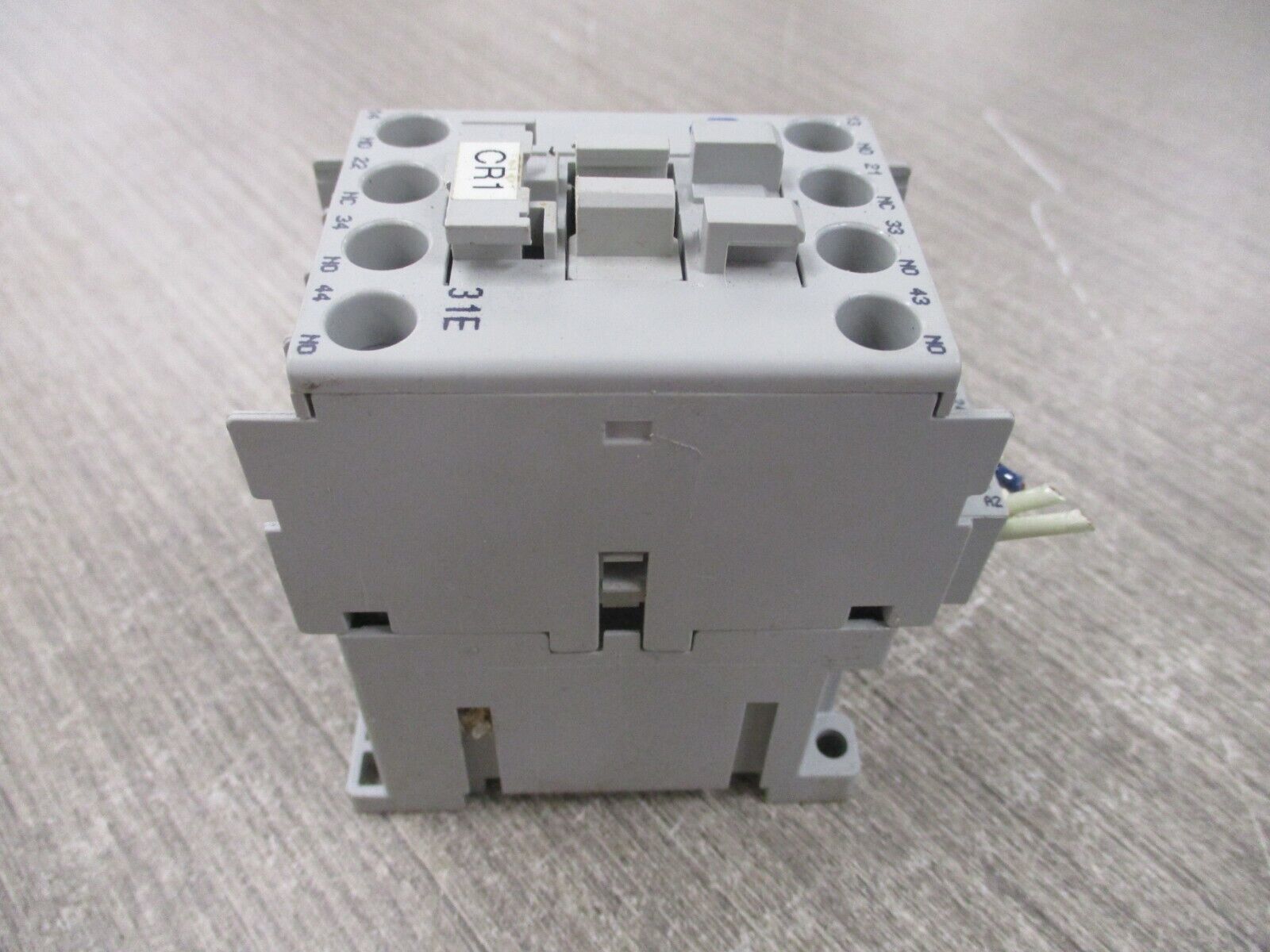 Allen-Bradley Contactor 700-CF310E* Ser. A 25A 600V 24VDC Coil Used