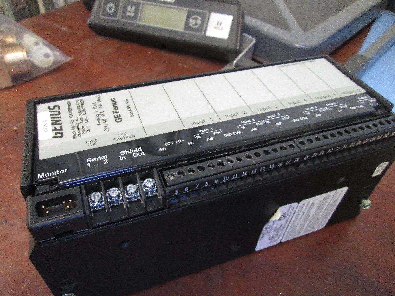 GE Fanuc Genius Analog 4I/2O Block IC660BBA020 24/48VDC .5A Max Used
