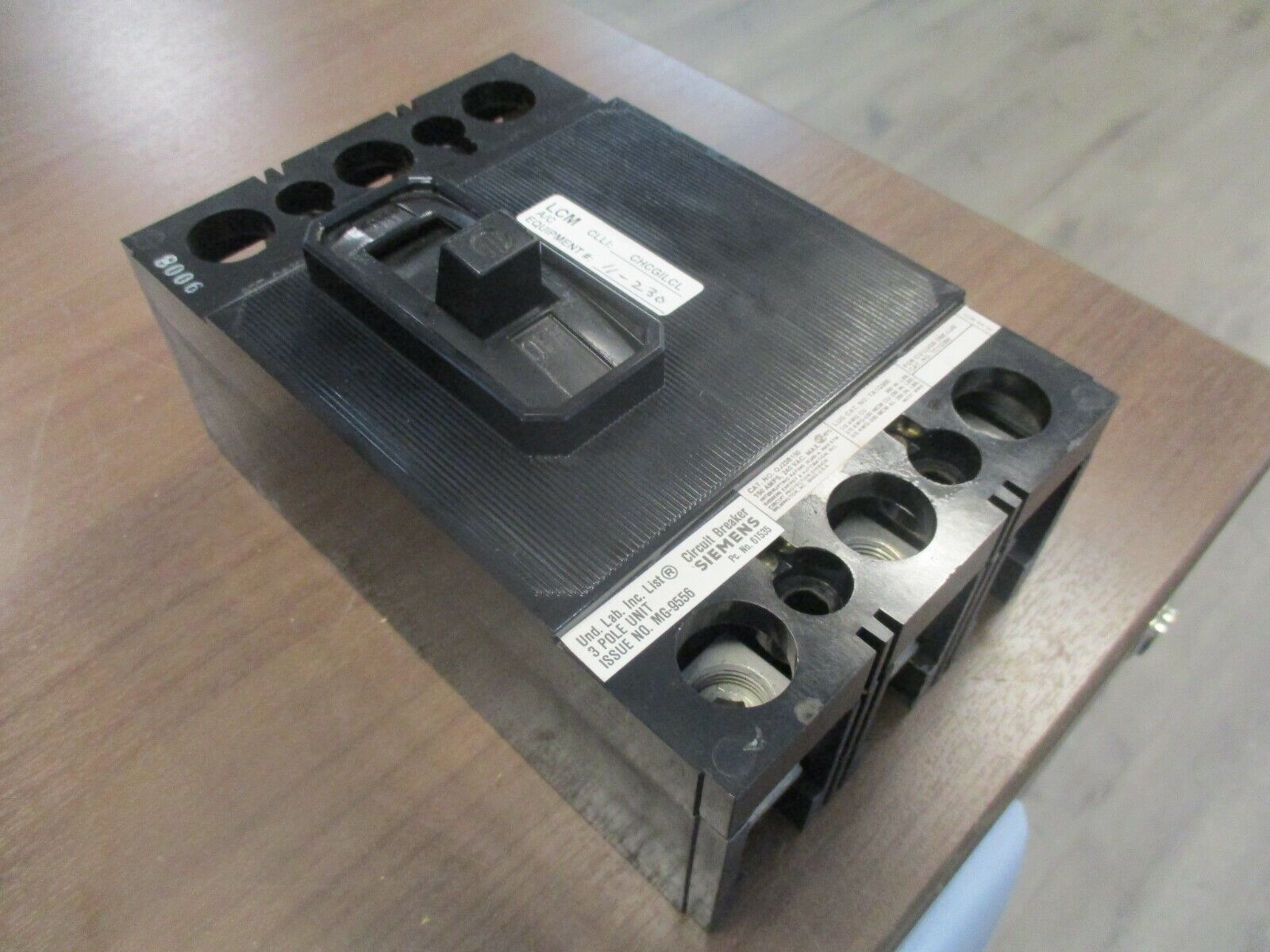 Siemens Circuit Breaker QJ23B150 150A 240V 3P Used
