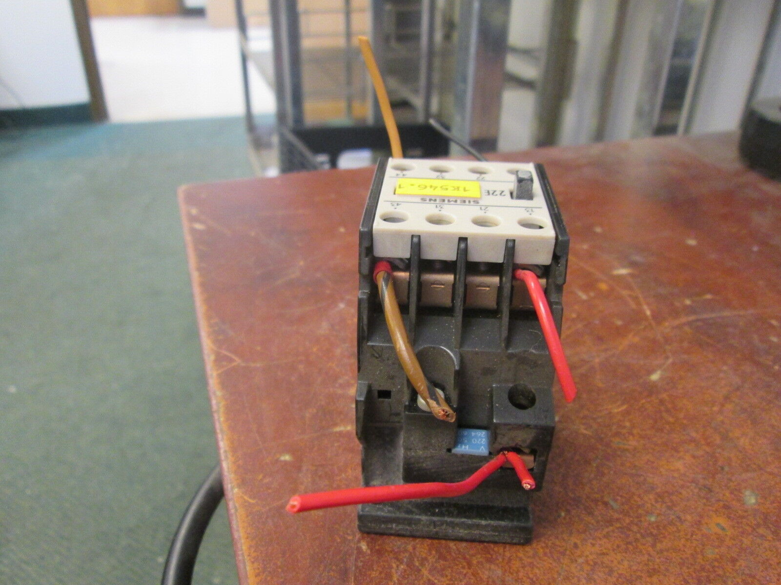 Siemens Contactor 3TH80 22-0A 264V Coil 10A 600V Used
