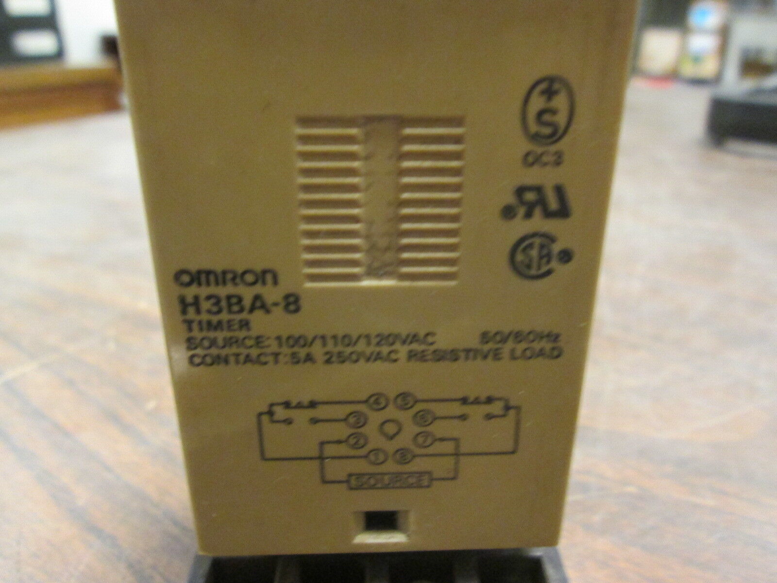 Omron Timer H3BA-8 100/110/120VAC 50/60Hz Used