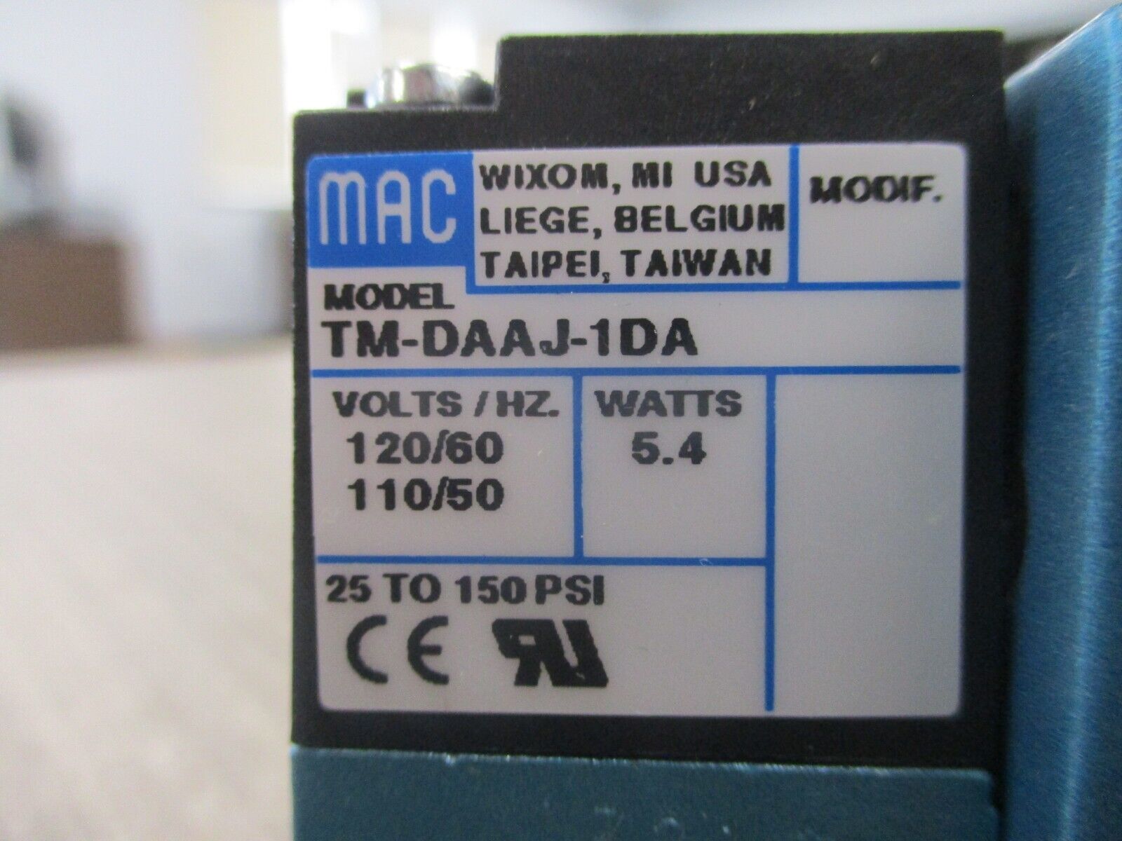 MAC Solenoid Valve 82A-AC-000-TM-DAAP-1DA *No Box* New Surplus