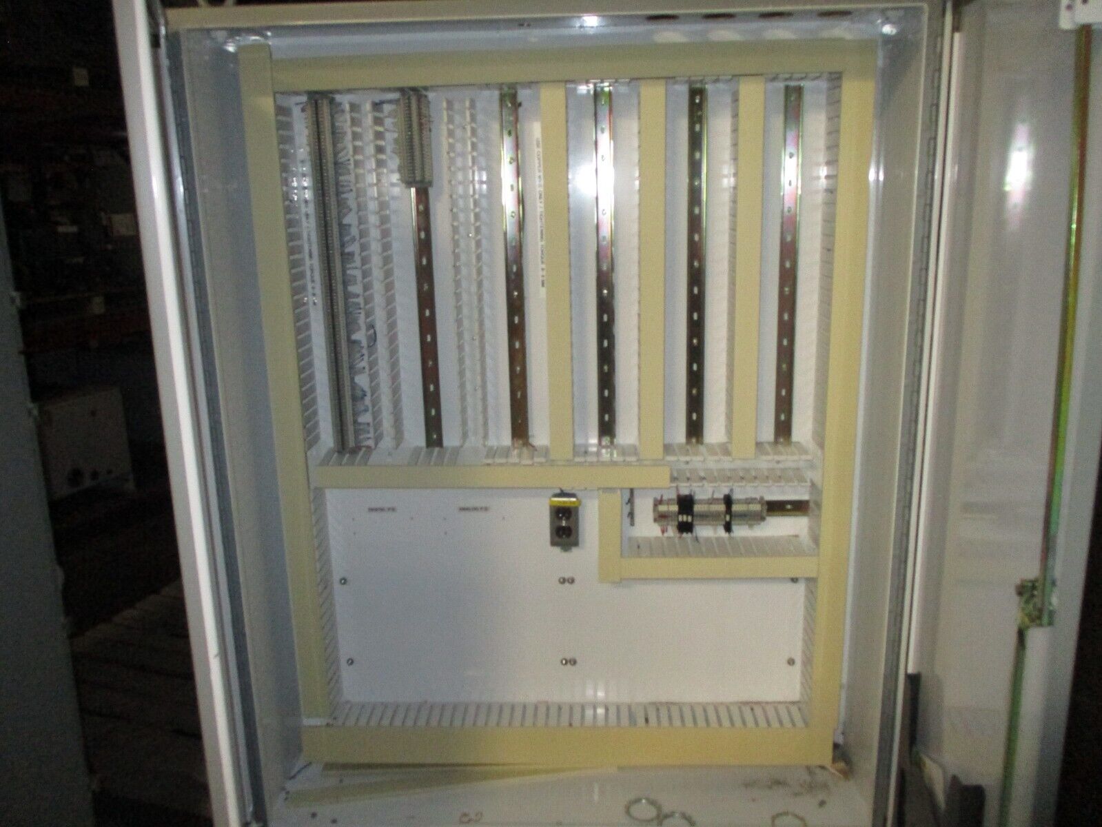 Hoffman Type 12 Enclosure A-604808LP Size: 60" x 48" x 8" *Broken Handle* Used