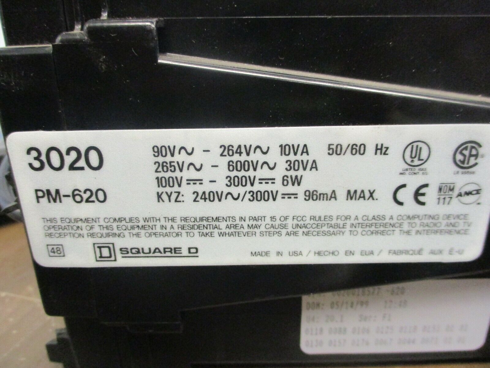 Square D PowerLogic Power Meter w/ Display 3020 PM-620/3020 PMD-32 Ser F1 Used