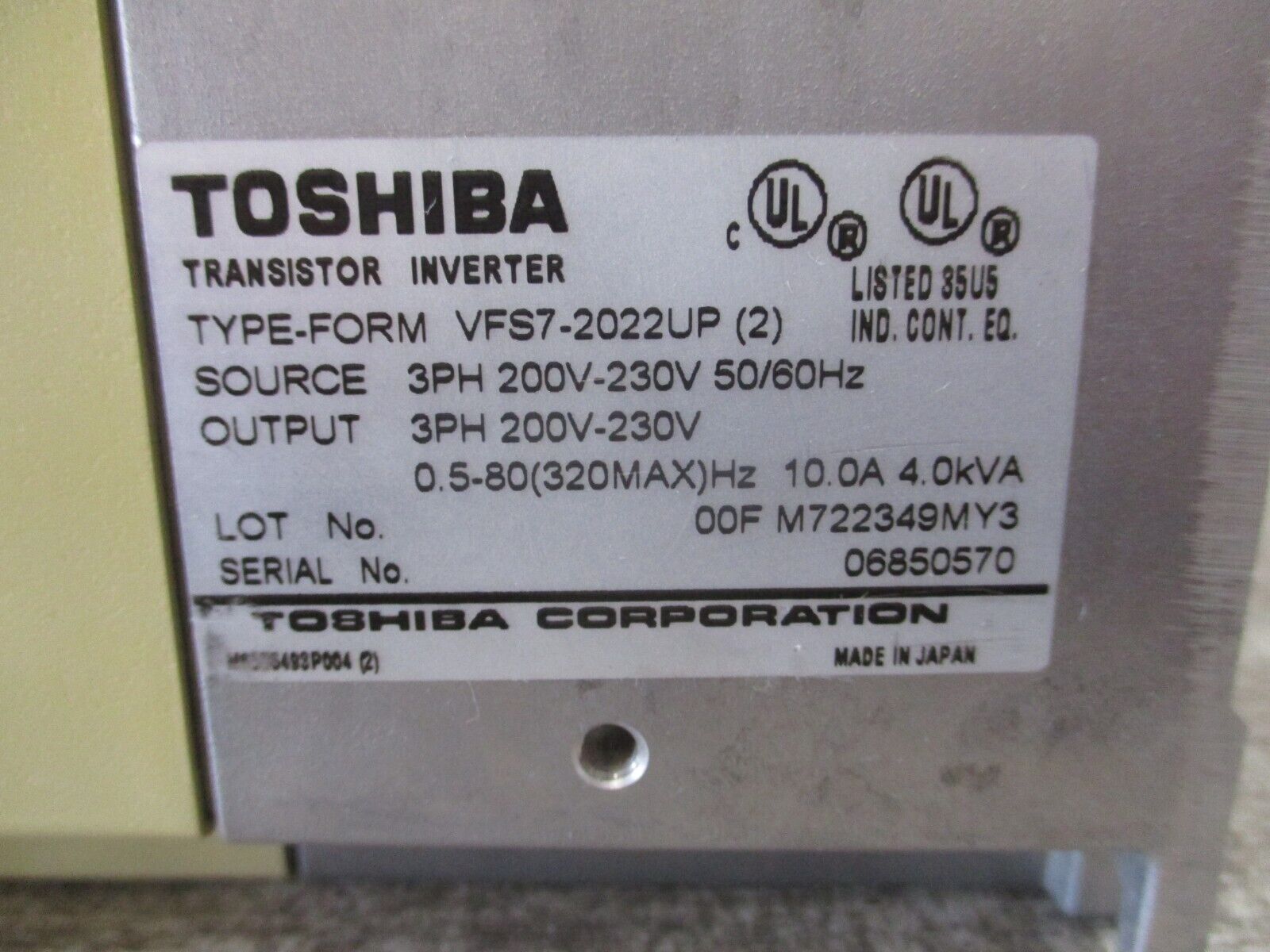 Toshiba AC Drive VFS7-2022UP 3HP 3Ph Input: Output: Used