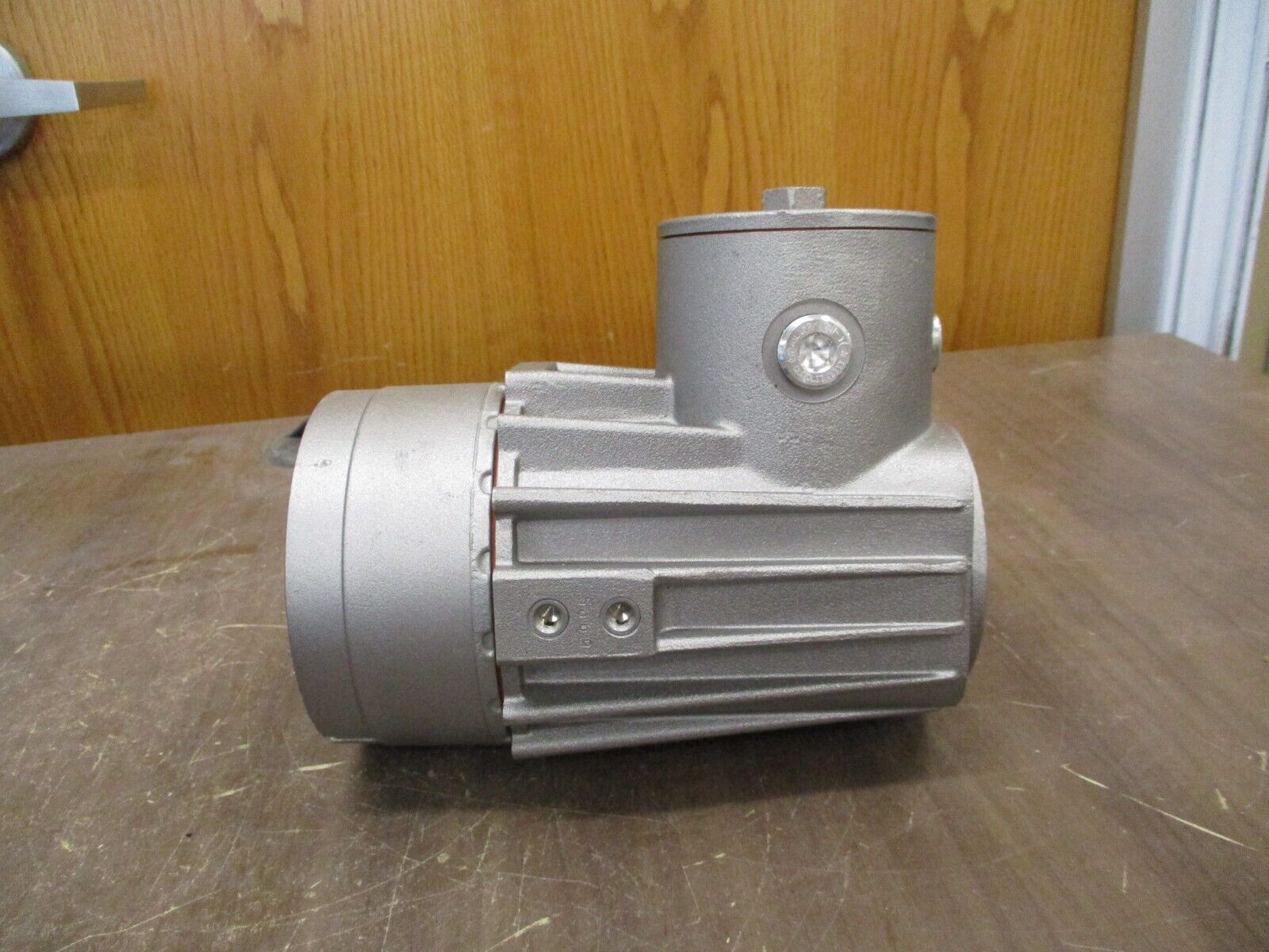 Lumiglas Explosion Proof Lighting Fixture USL08-EX 120V Used
