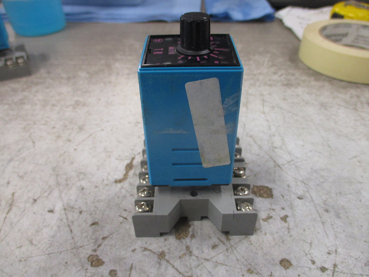 Westinghouse Timer TRF 2P 120VAC 10A Used
