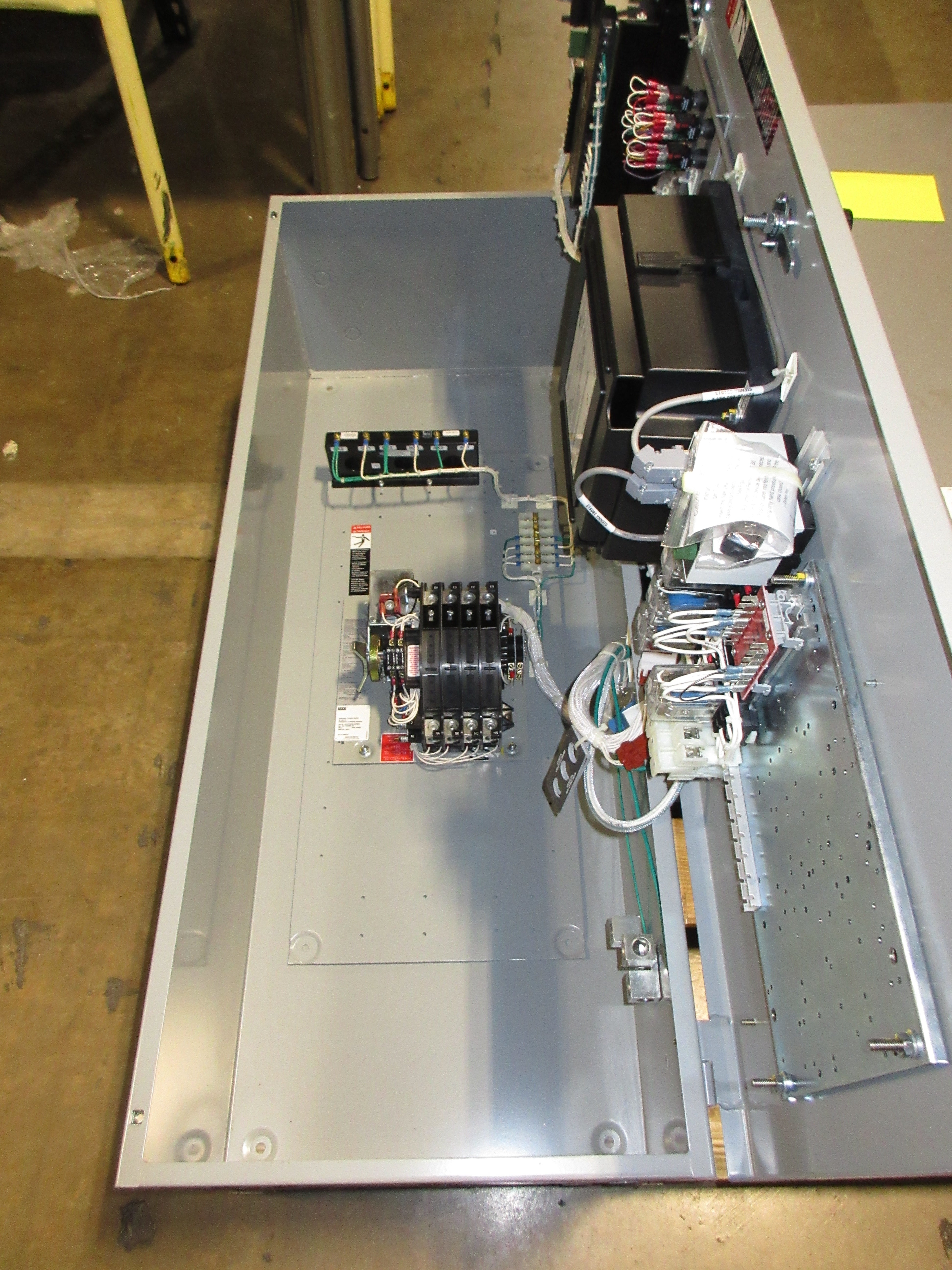 Emerson ASCO 7000 Series Automatic Transfer Switch D07ATSB30150C5XC 150A 208V